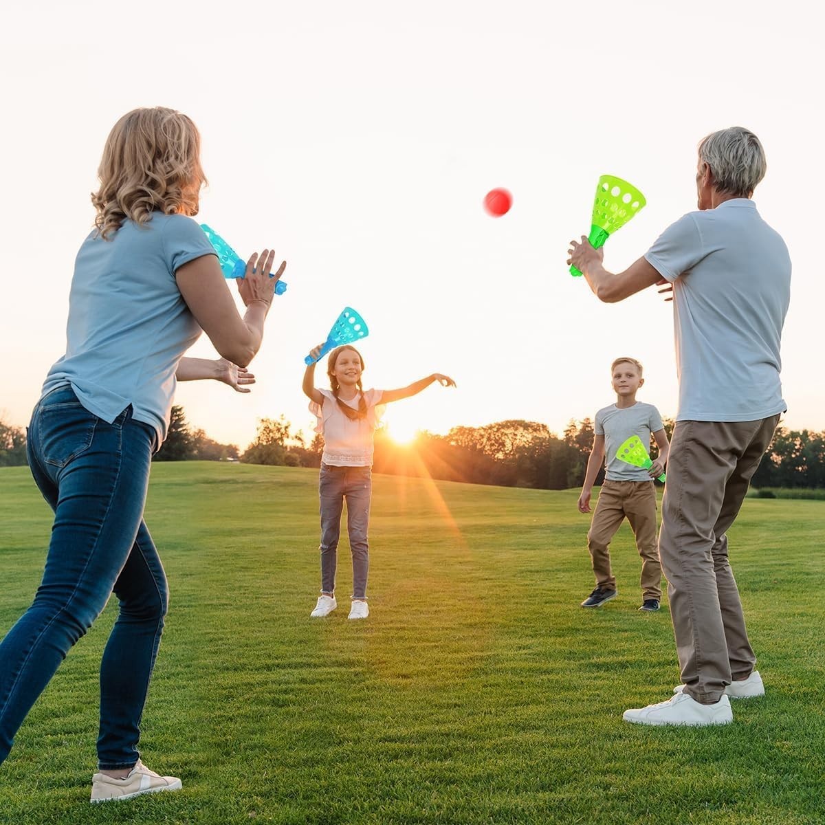 Easter Gift Toss N’ Catch Game – Instant Fun with 4 Launchers & 24 Balls