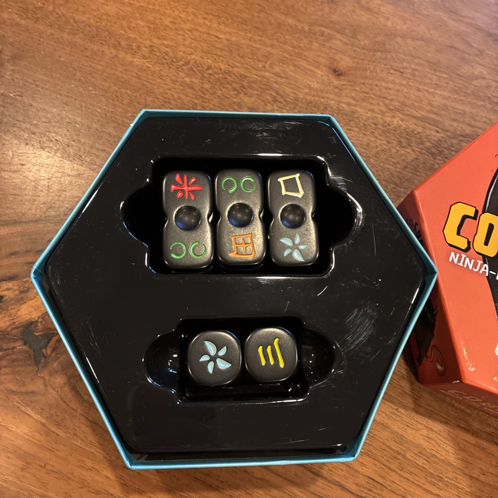 Cobra Paw Game by Bananagrams – Complete