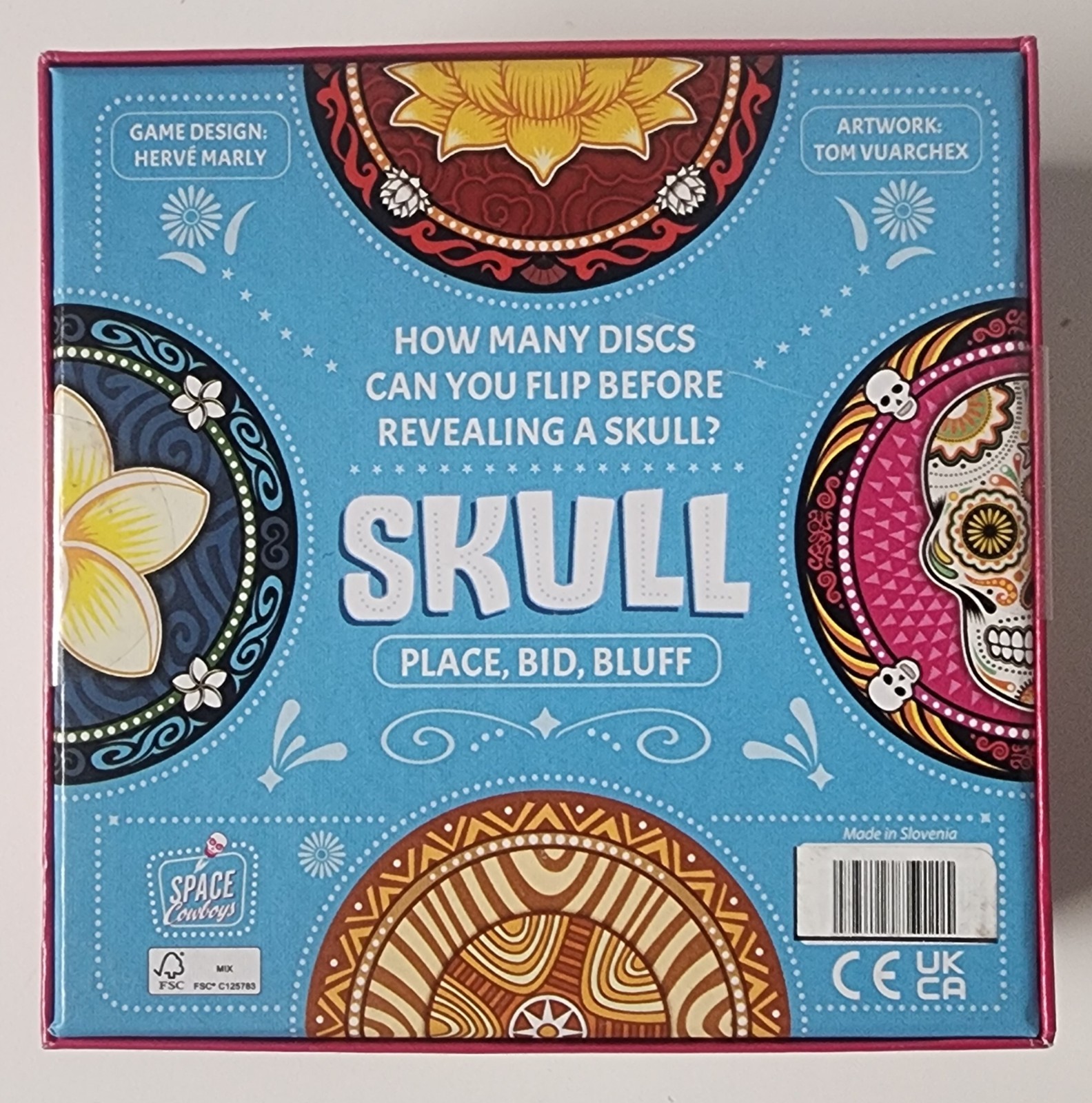 Skull Family Board Game for Ages 10 and up, from Asmodee New W/ Fast Shipping!