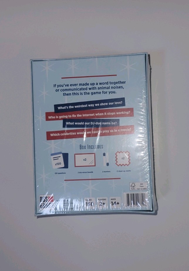 DSS Games New Sealed The Couples Game Card Game w/Dry-Erase Boards 2+ 14+
