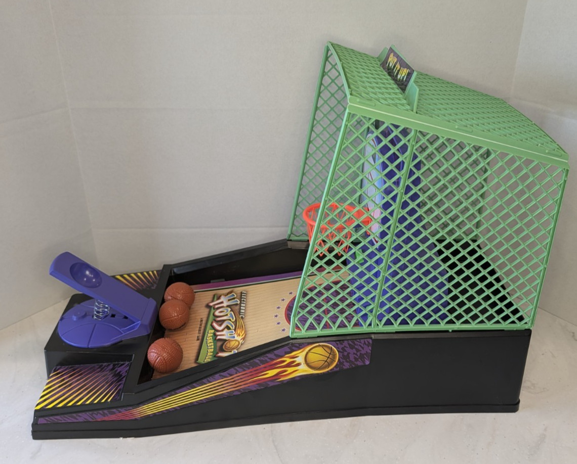 Vintage 1997 Hot Shot Basketball Game Milton Bradley W/Box Complete