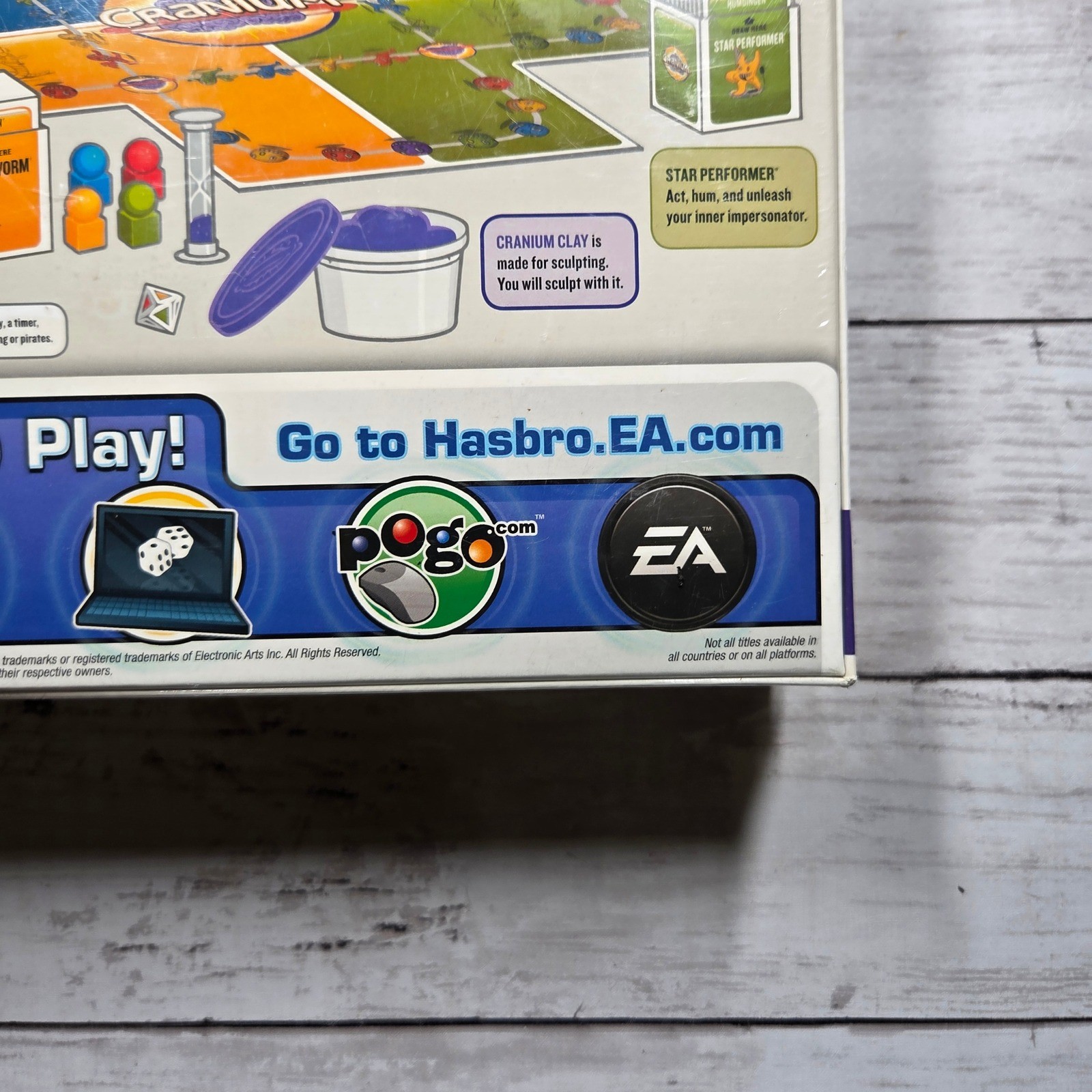 Hasbro Cranium Board Game 3-in-1 Foldout Board Adult 16+ Multi 600 New Cards NEW