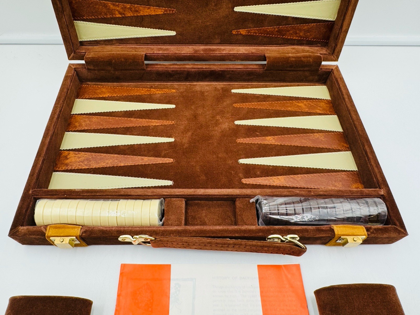 Vintage New Backgammon Game Set Brown Tan Corduroy Felt Briefcase NOS