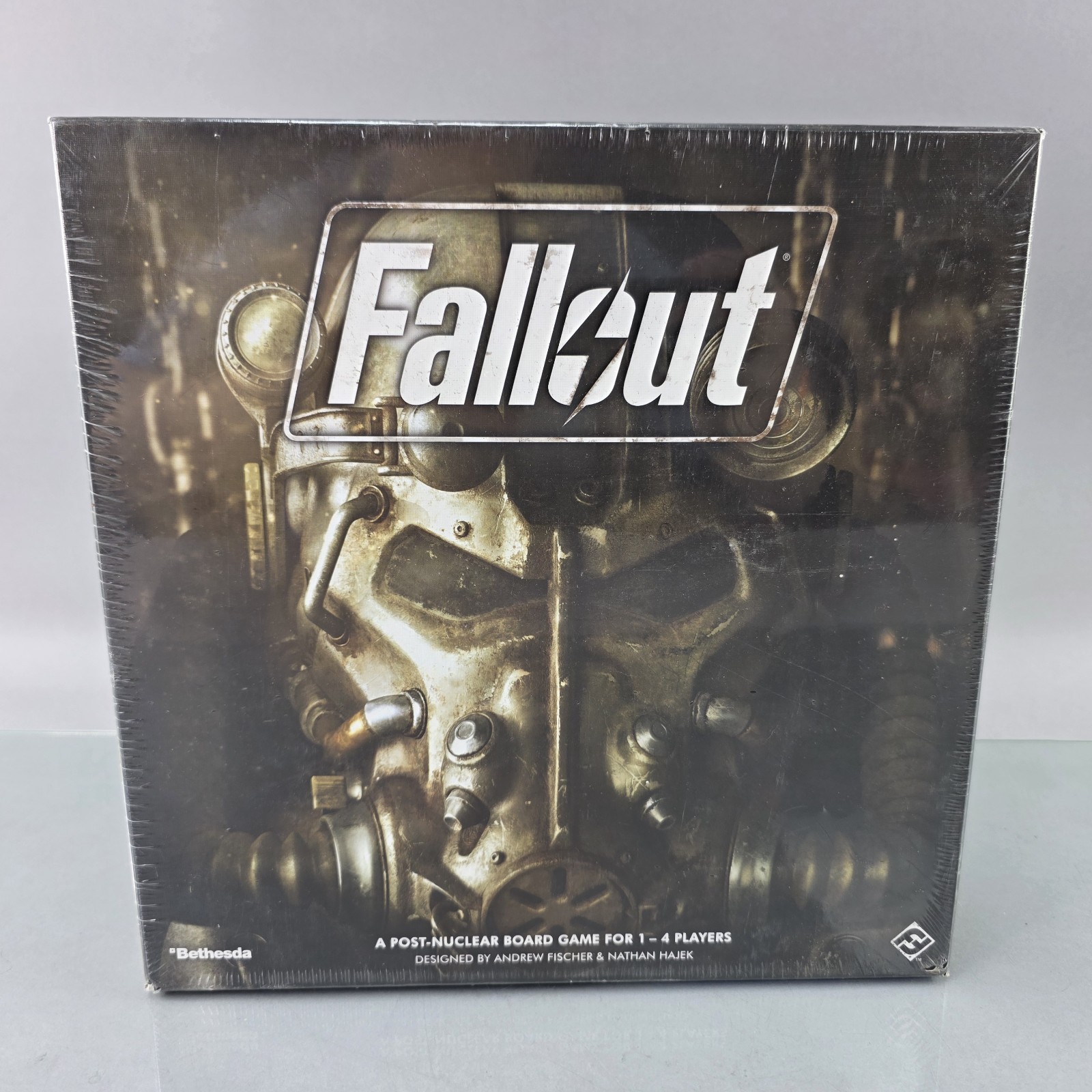 Fallout Board Game Bethesda Fantasy Flight 1 to 4 Players 2017 SEALED