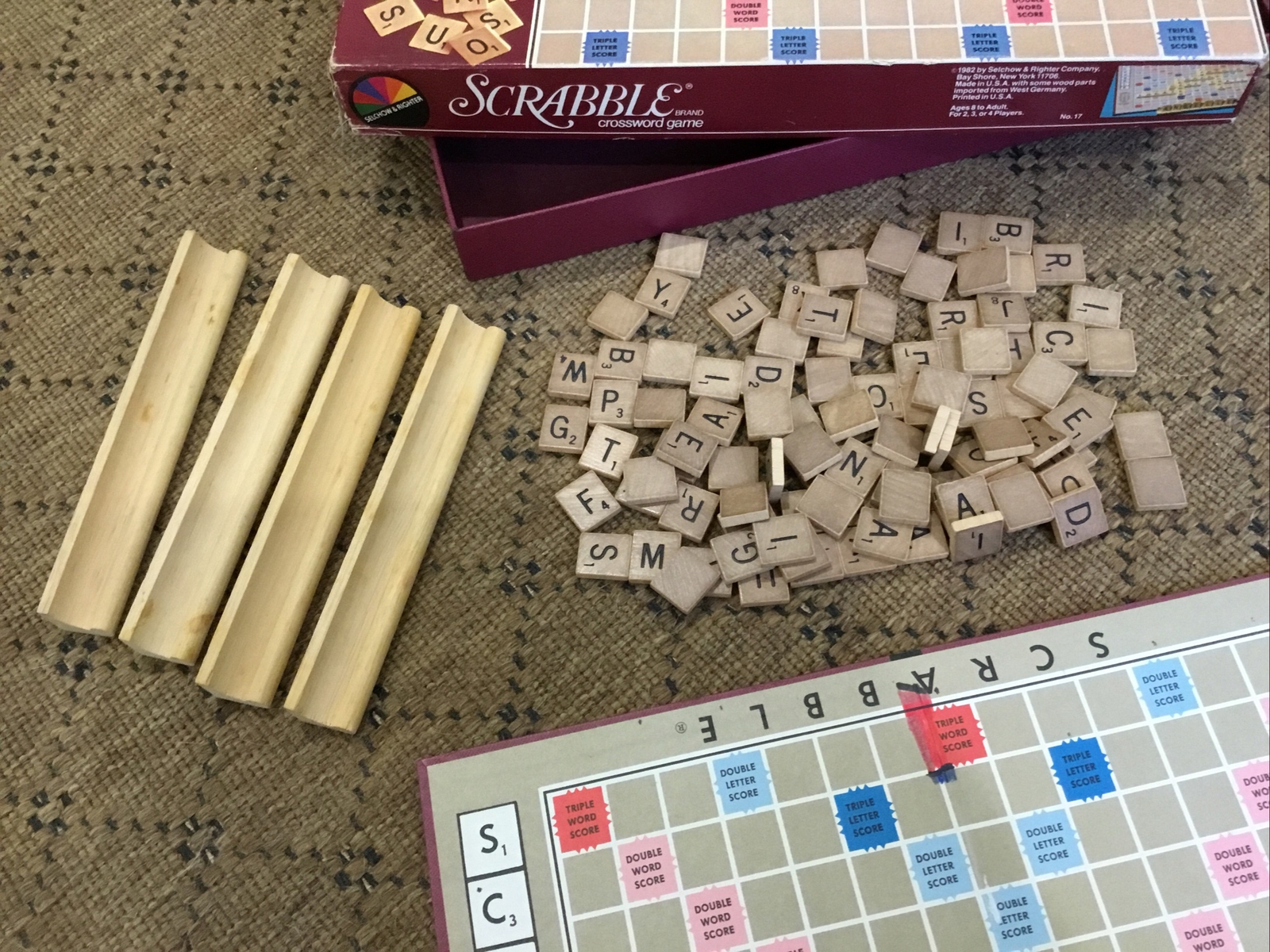 Vintage Scrabble board game – Selchow & Righter branded 98 tiles!