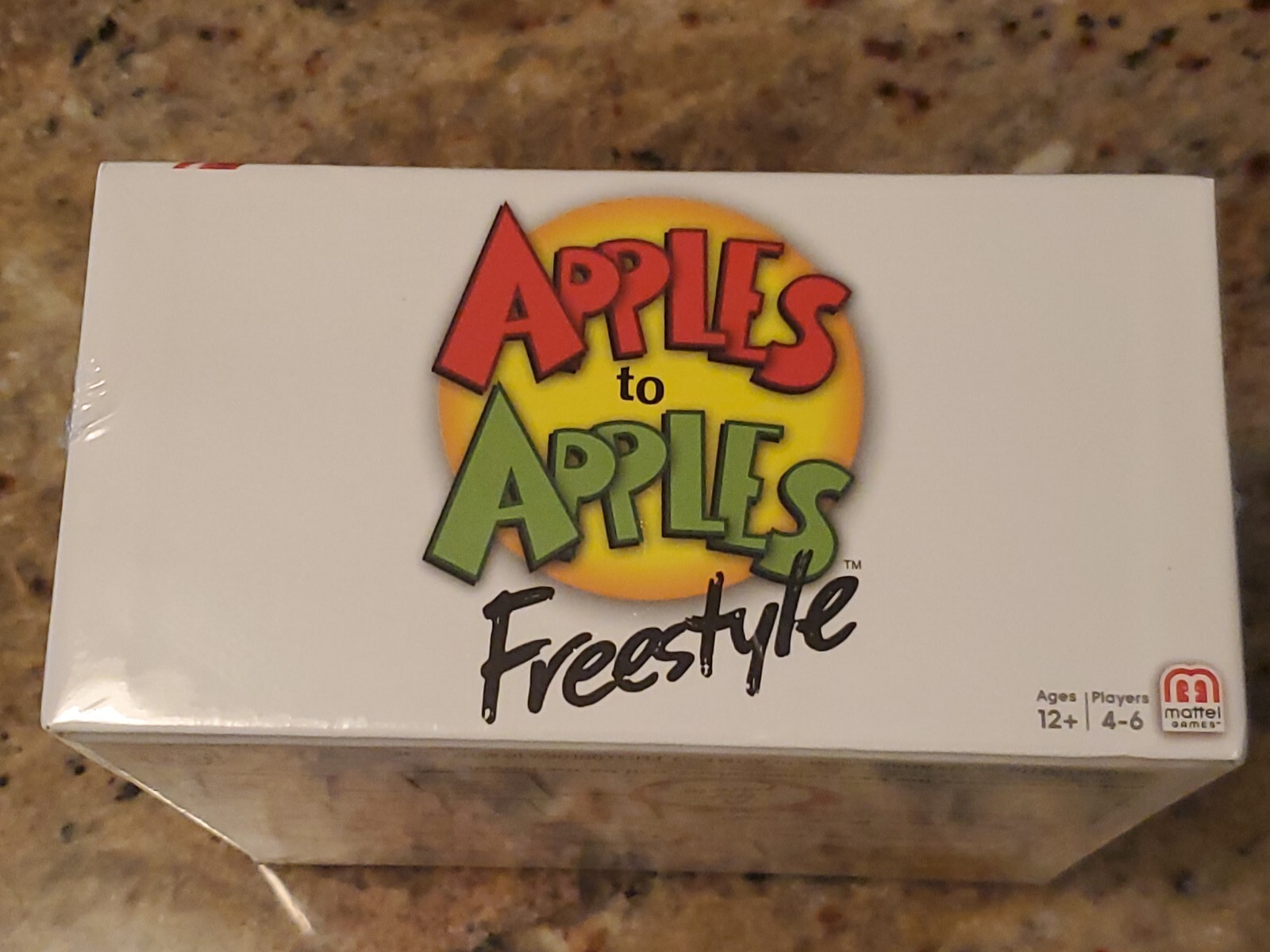 Mattel “Apples to Apples” Card Game Family Fun Freestyle Word Game Ages 10+ NIB