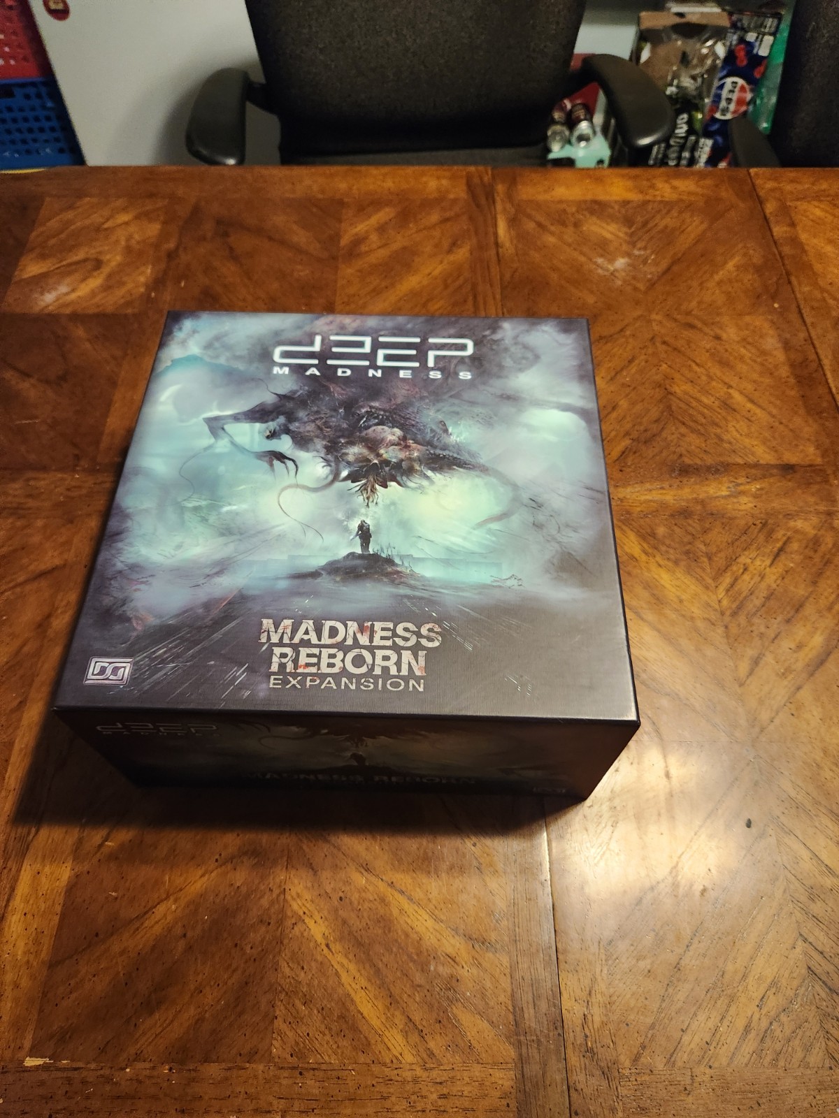 Deep Madness, 5 expansions, 2 miniature packs Profundum and Monstrum boxes