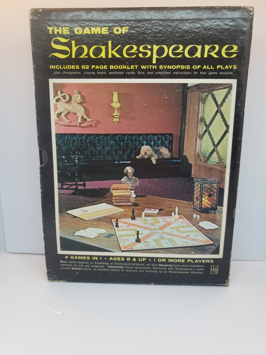 The Game of Shakespeare Avalon Hill Co Vintage 1966 Bookshelf Game