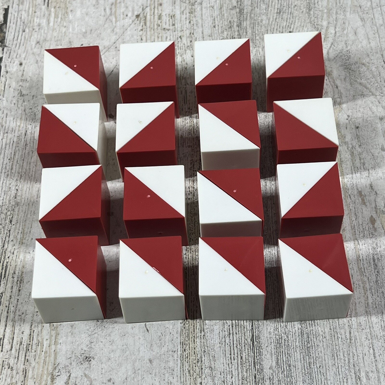 VTG 1976 Lakeside TRAC 4 Game Replacement Cube Pieces – Lot of 16