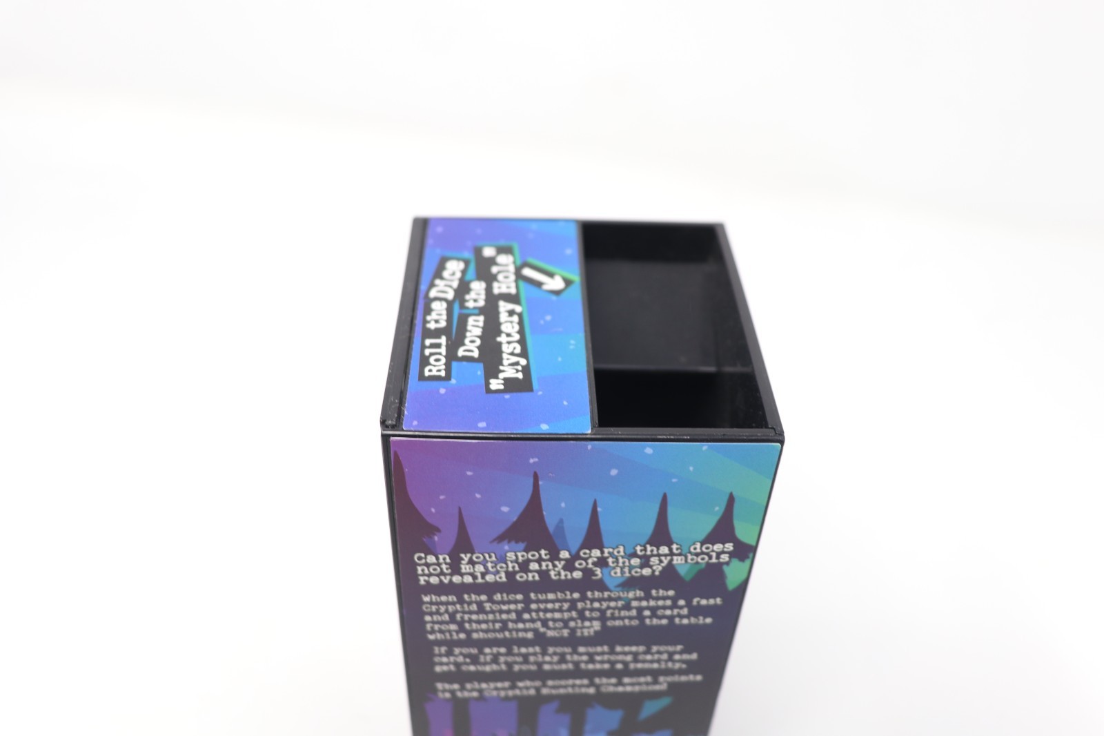 Cryptid Hunters Halloween Good Game Company Not It! Not It! Dice Card Box Game