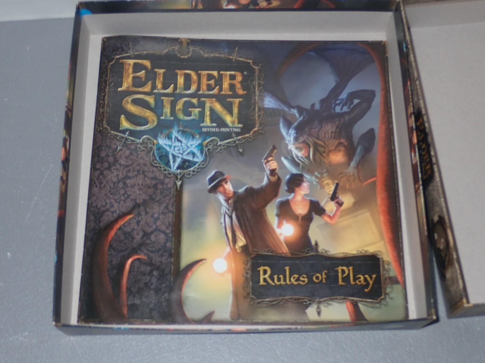 Arkham Horror The Card Game + Elder Sign Arkham Files