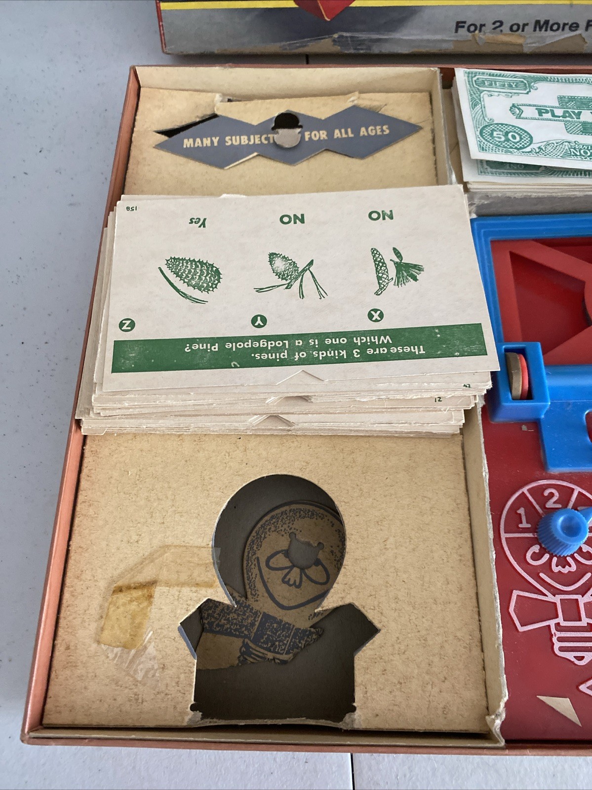 PLAY YOUR HUNCH Board Game by Transogram Based on TV Game Show 1950s Family Game