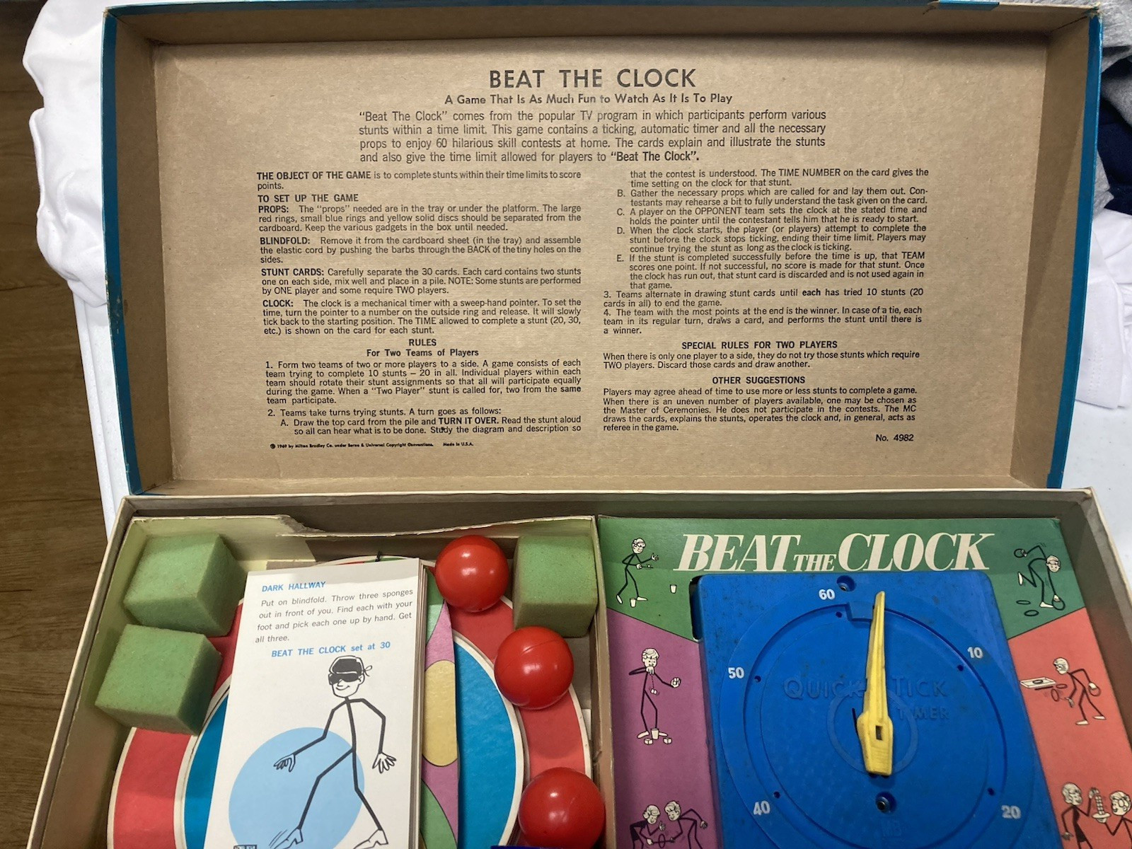 Vintage Milton Bradley Co Beat The Clock Game 2nd Edition 1969 – Complete