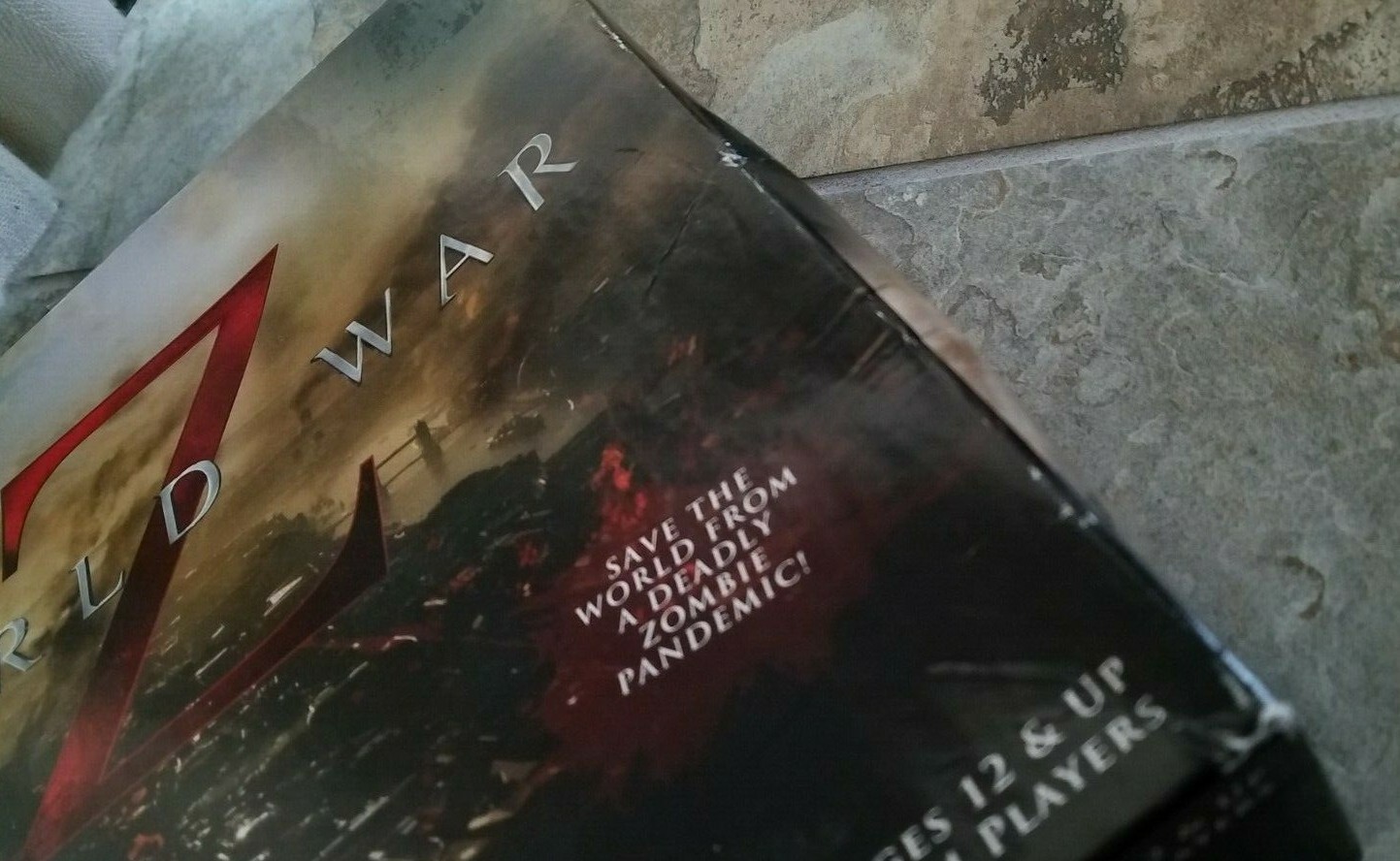 World War Z The Game Zombie Apocalypse Movie Board Game University Games NEW