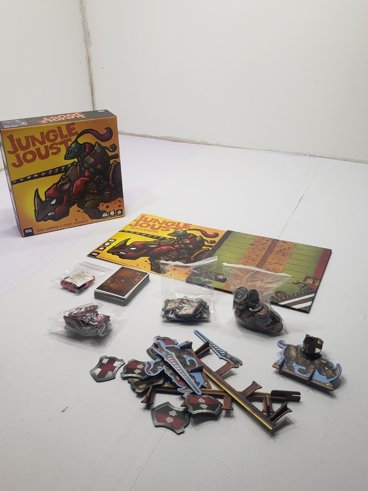 Jungle Joust Board Game by IDW Games, Ages 12 And Up 2 6 Players 01275