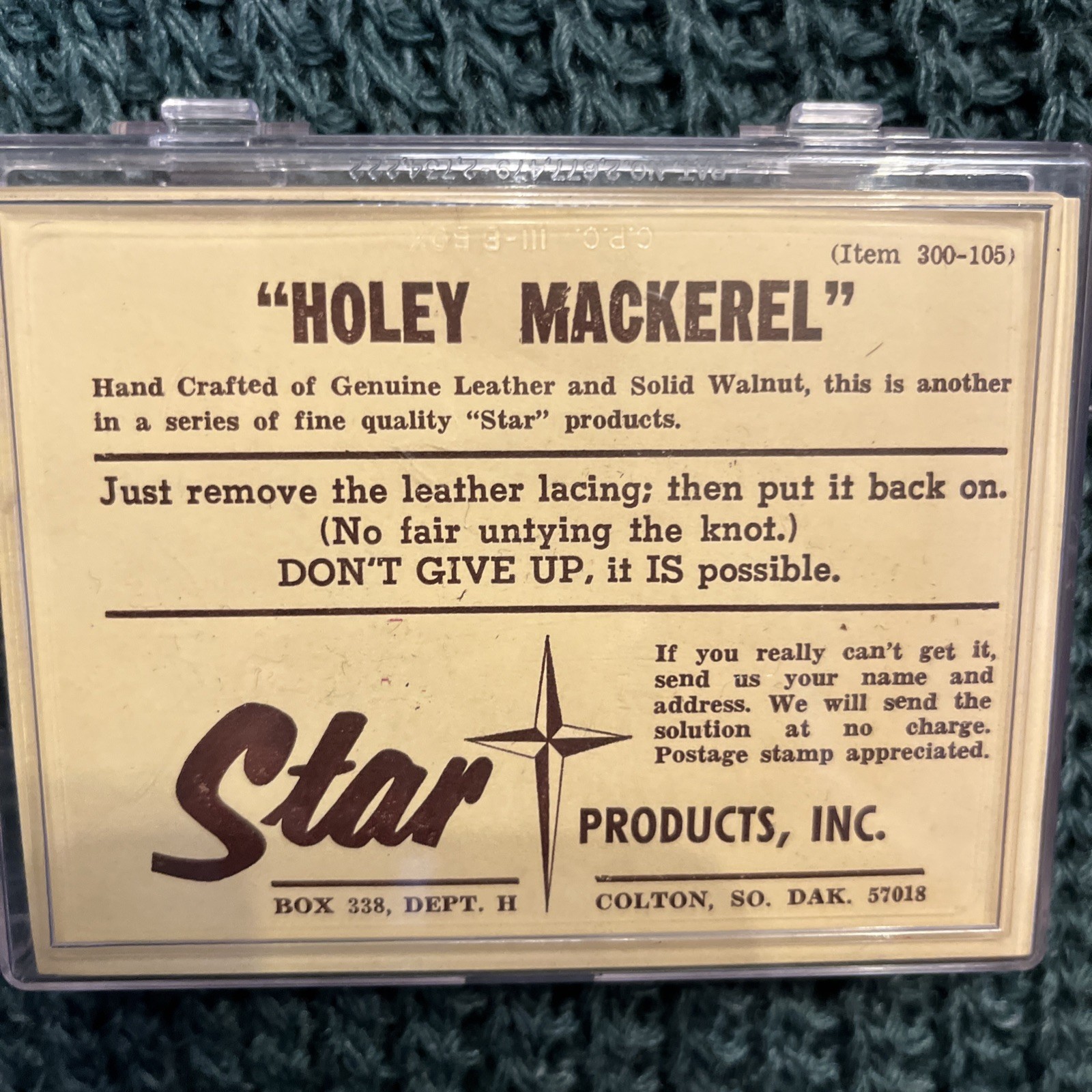 Holey Mackerel Walnut & Leather Puzzle Game~Star Products 300-105 NEW Sealed