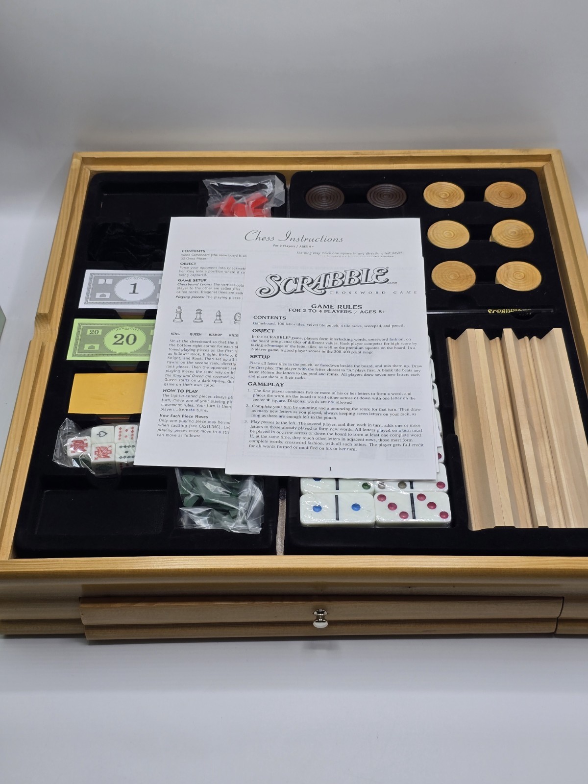 2007 Monopoly, Scrabble & 4 Classic Games Solid Wood Cabinet NEW IN BOX
