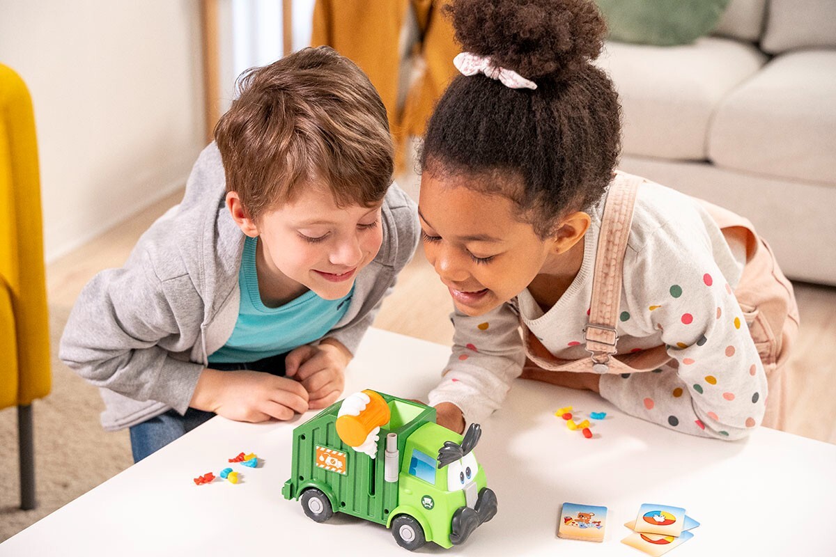 Goliath Trash Stash Game -Kids & Family Game