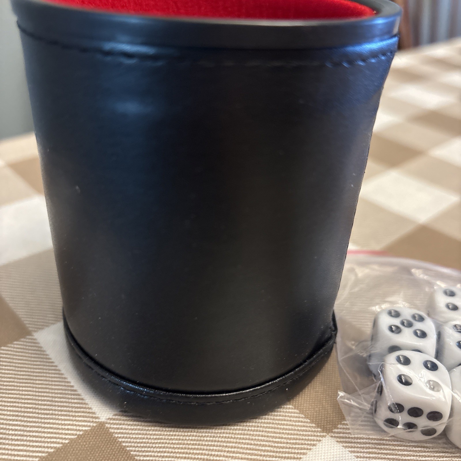 Professional Leatherette Bar Dice Cup And 5 Rounded Corner Dice Brybelly Elite