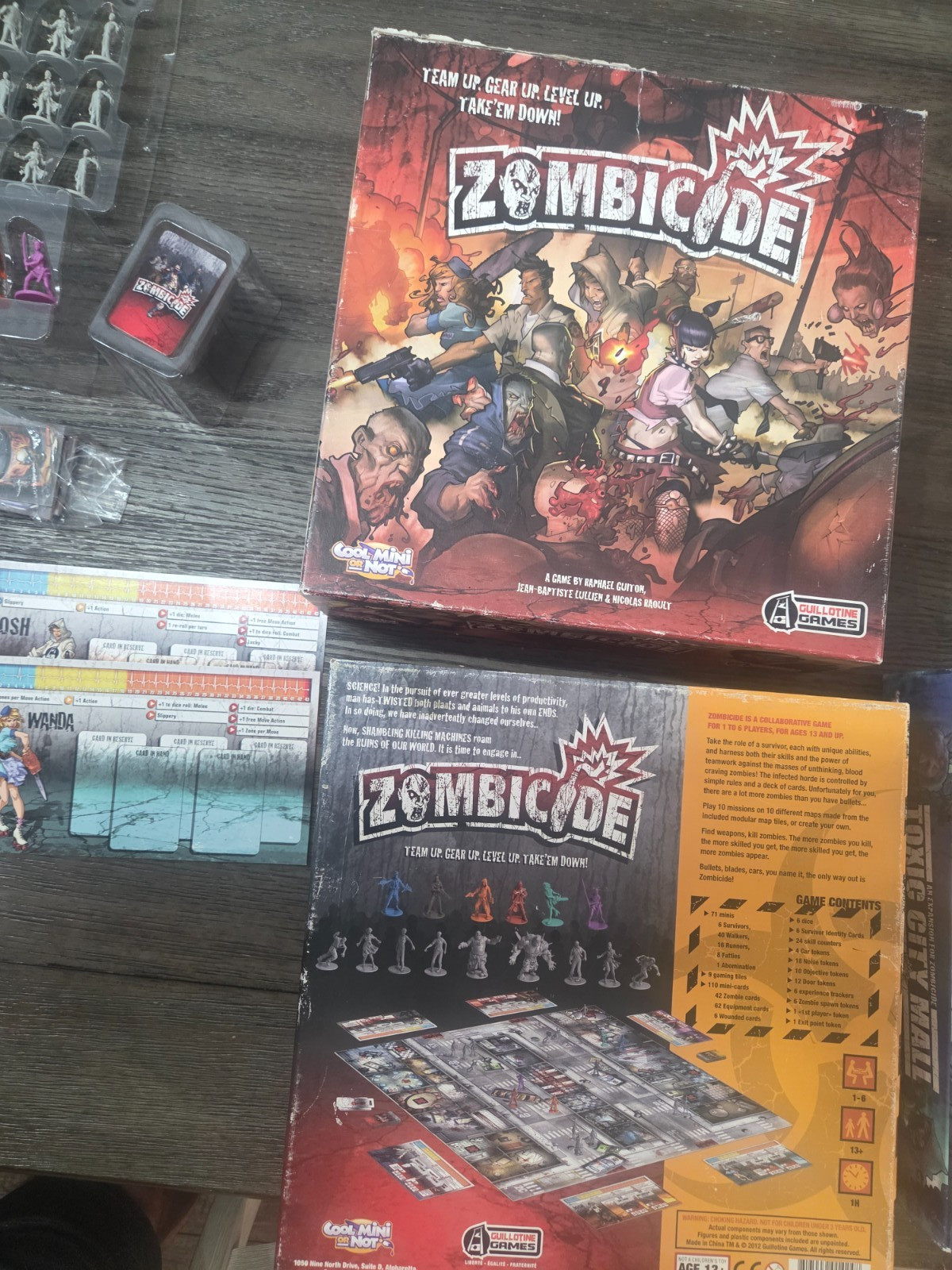 Zombicide 1st Edition + Toxic City Mall Expansion (Used)