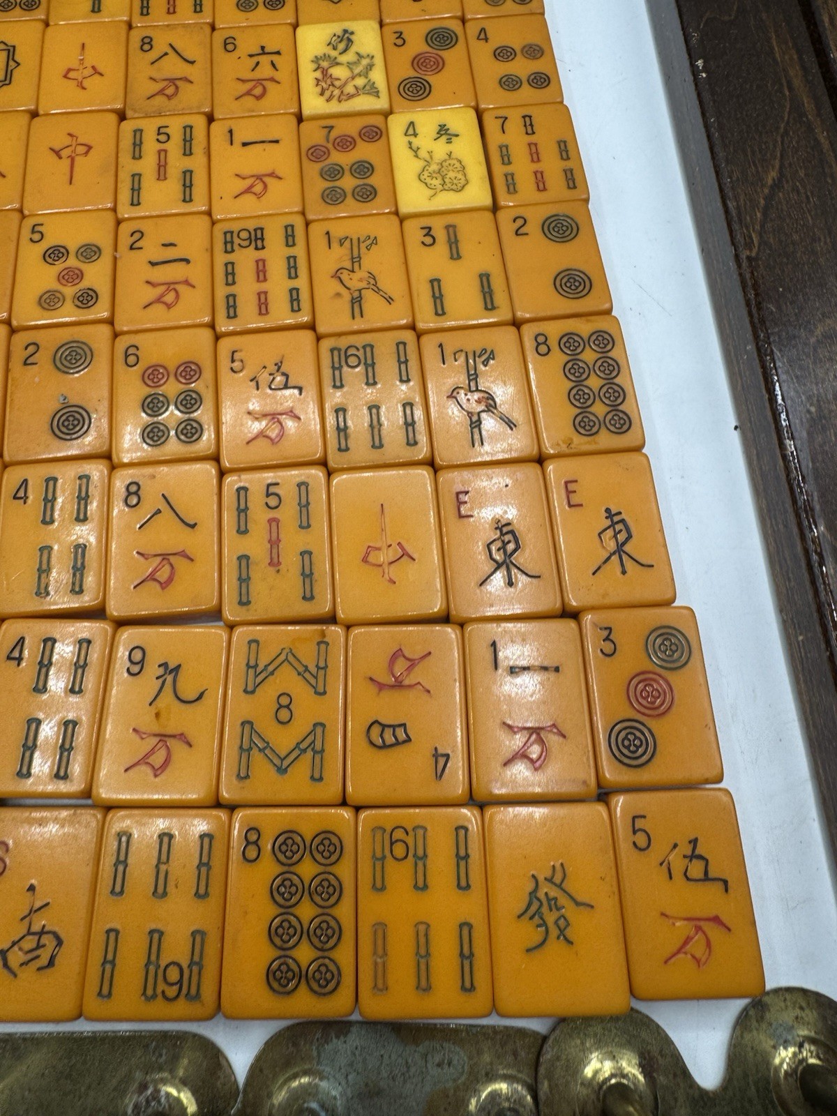 Art Deco Butterscotch Mahjong 143 Pcs