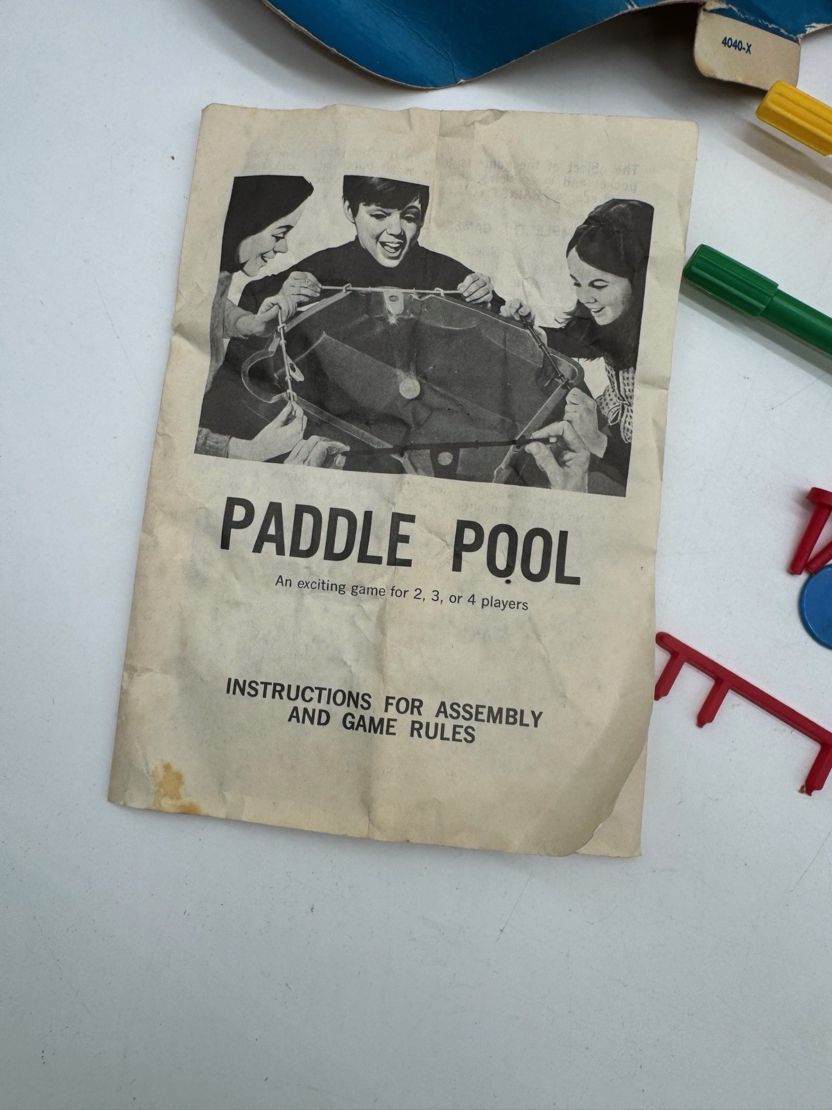 Paddle Pool 1970 Milton Bradley VINTAGE Board Action Ball Game Original Box