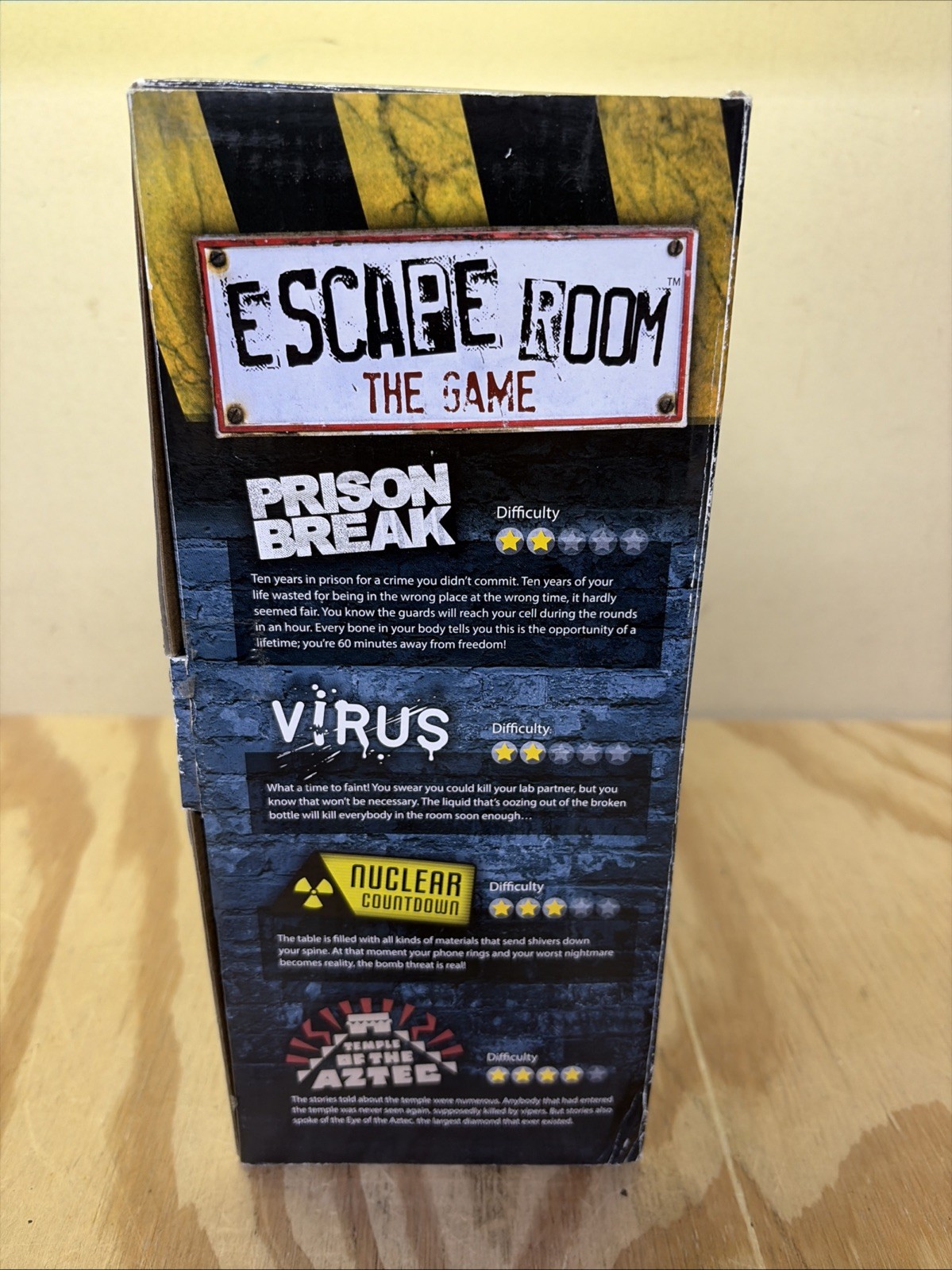 Escape Room The Game SpinMaster ~ 4 Thrilling Escape Rooms ~ 16+ NEW Unopened