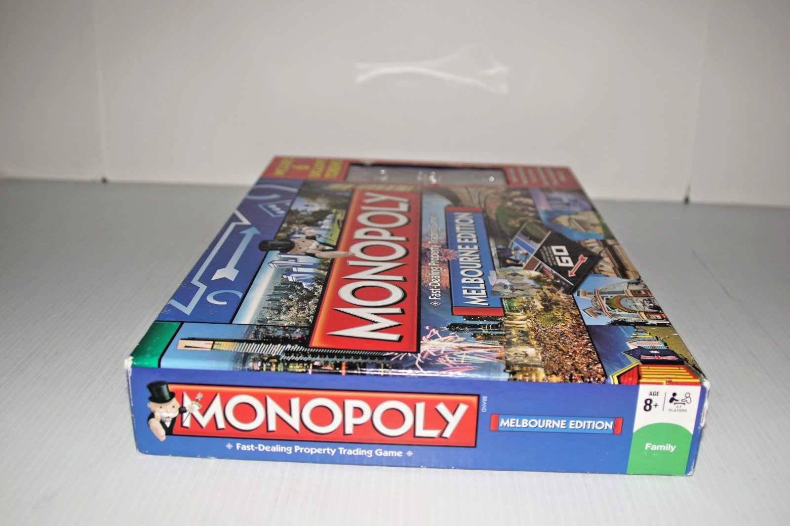 Melbourne Australia Edition Monopoly 2015 Hasbro Board Game NIB