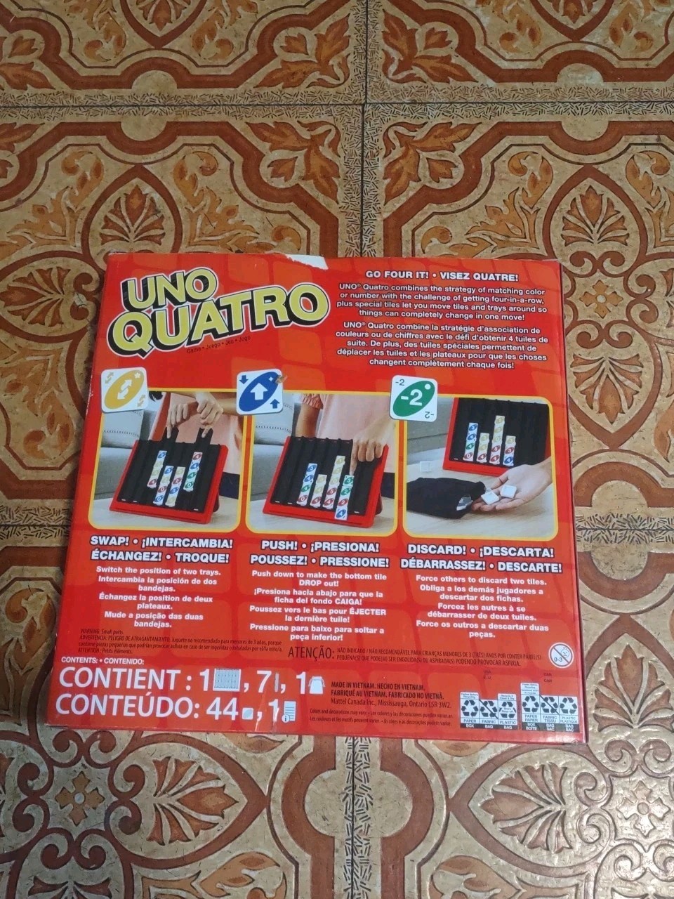 UNO QUATRO Board Game 100% COMPLETE 2022