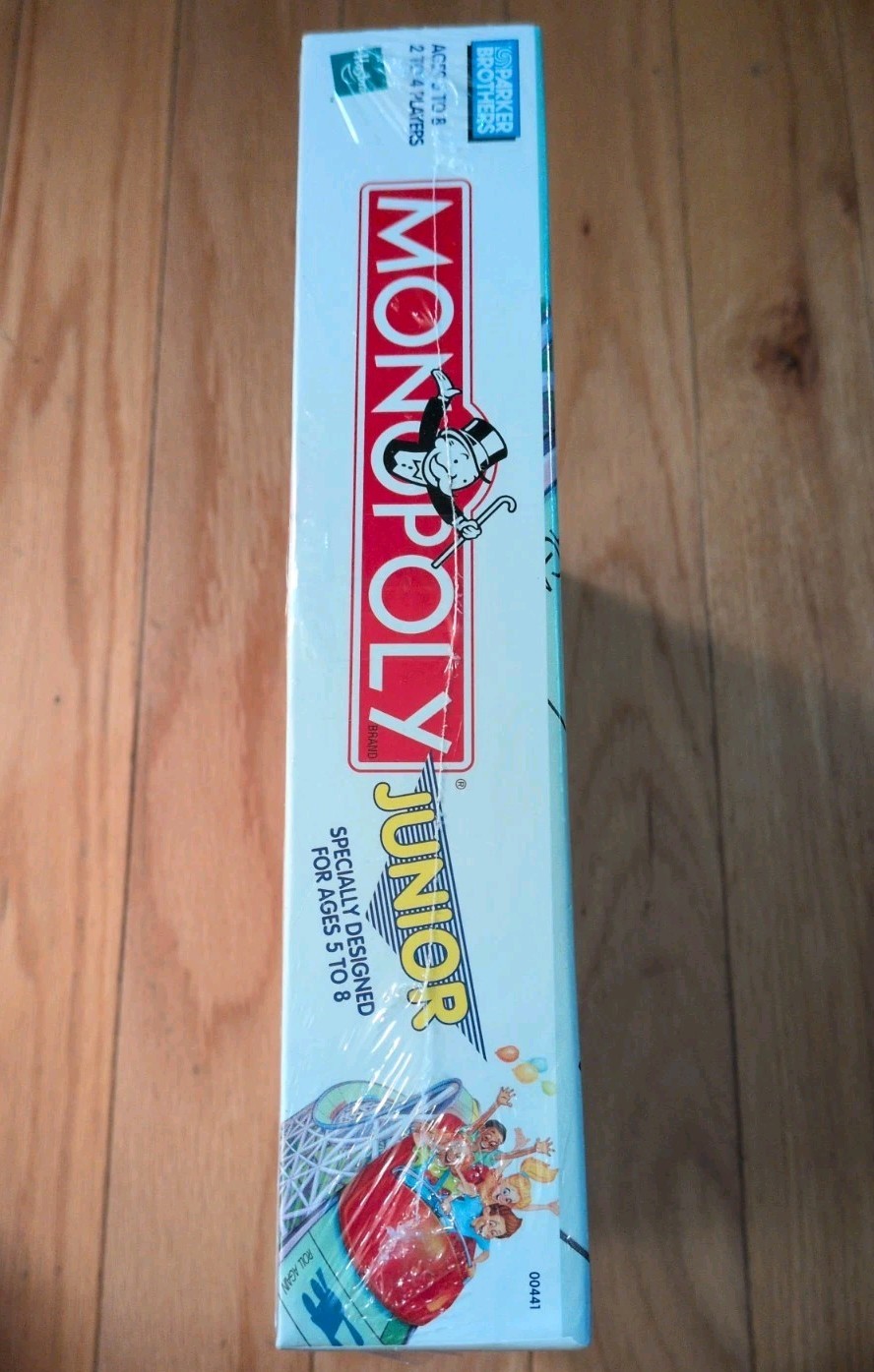 Vintage ‘Monopoly Junior’ Board Game Parker Brothers Hasbro 1999. Factory Sealed