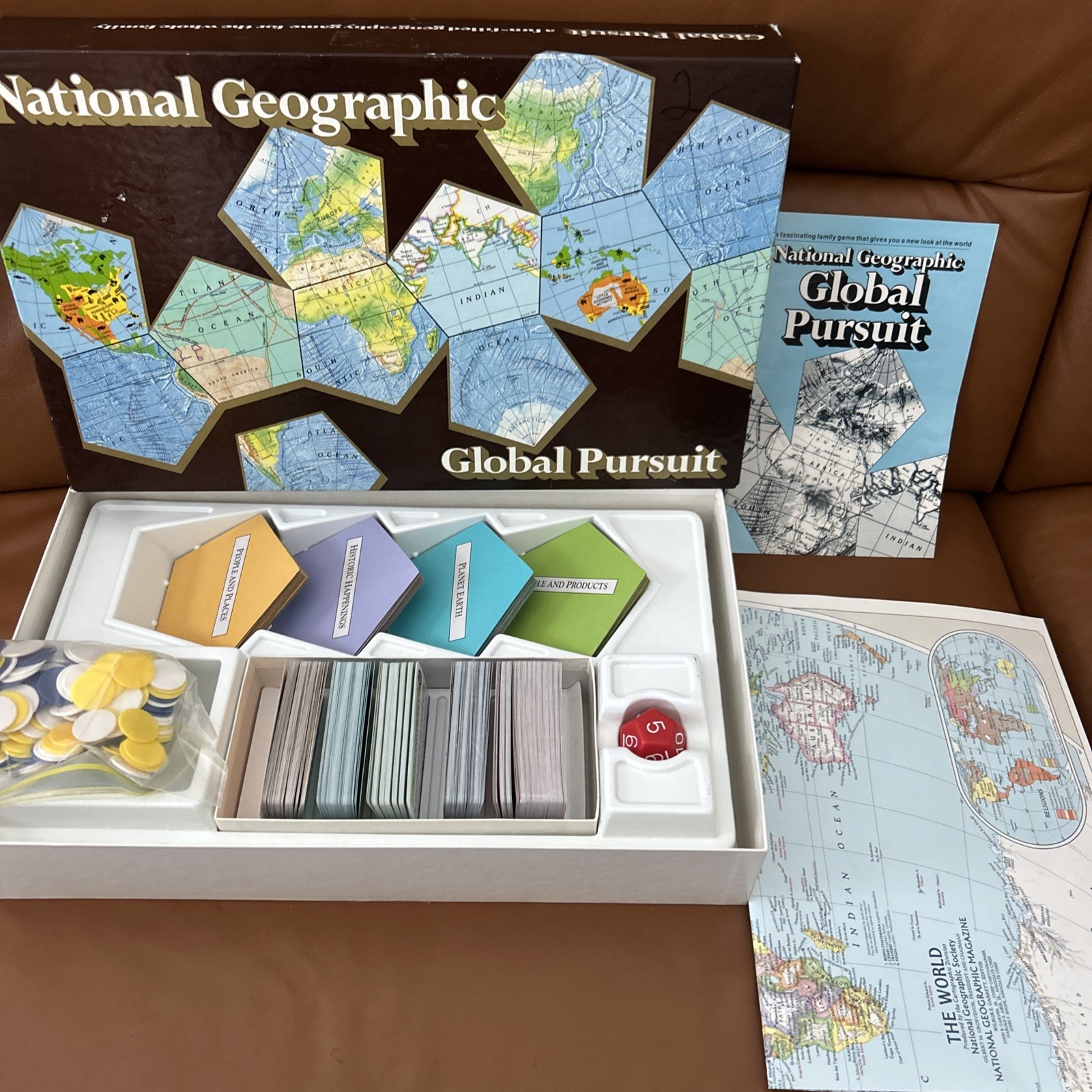 1987 Vintage National Geographic Global Pursuit Geography Board Game – Complete
