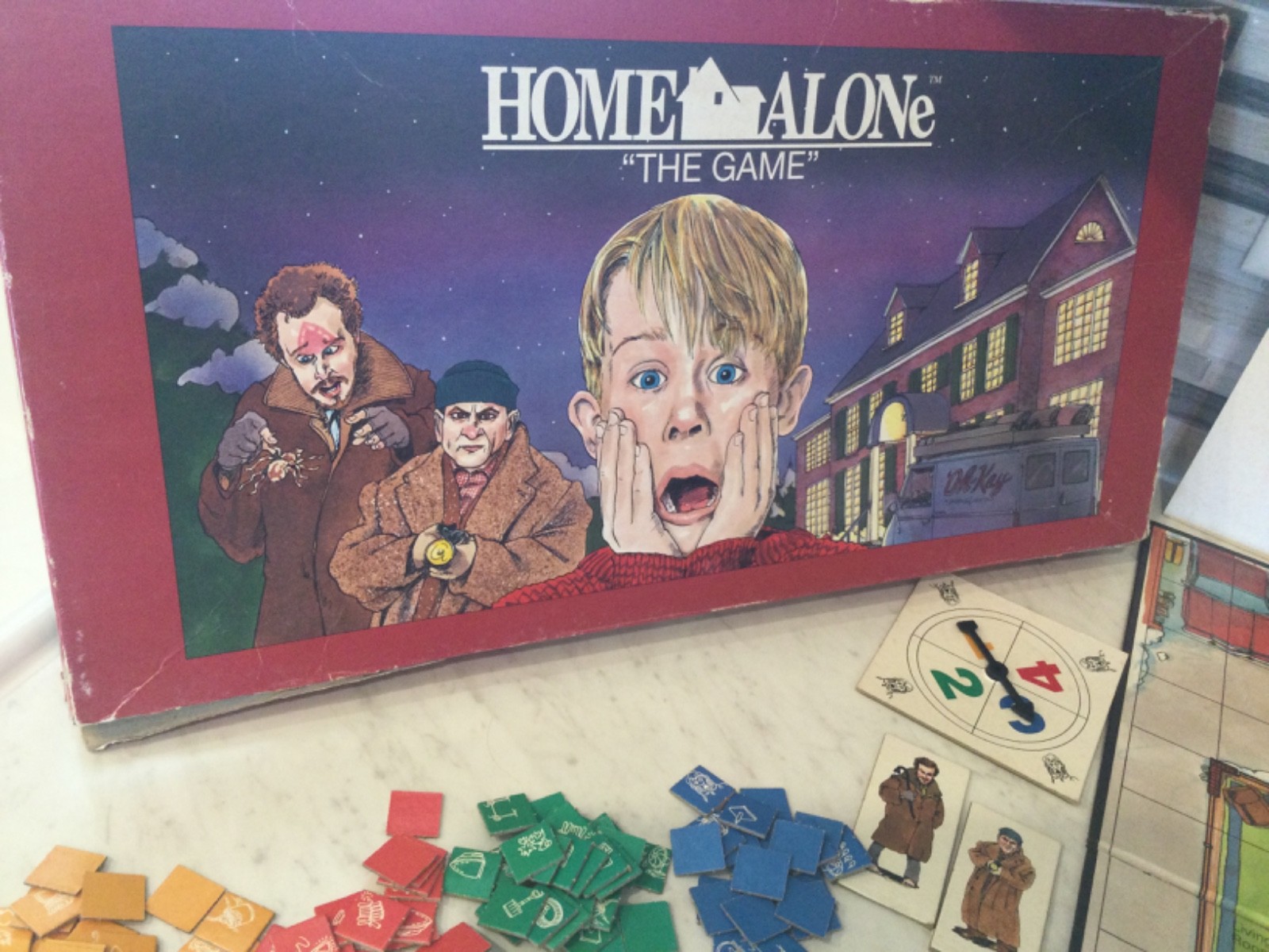 VINTAGE HOME ALONE BOARD GAME 1991 COMPLETE