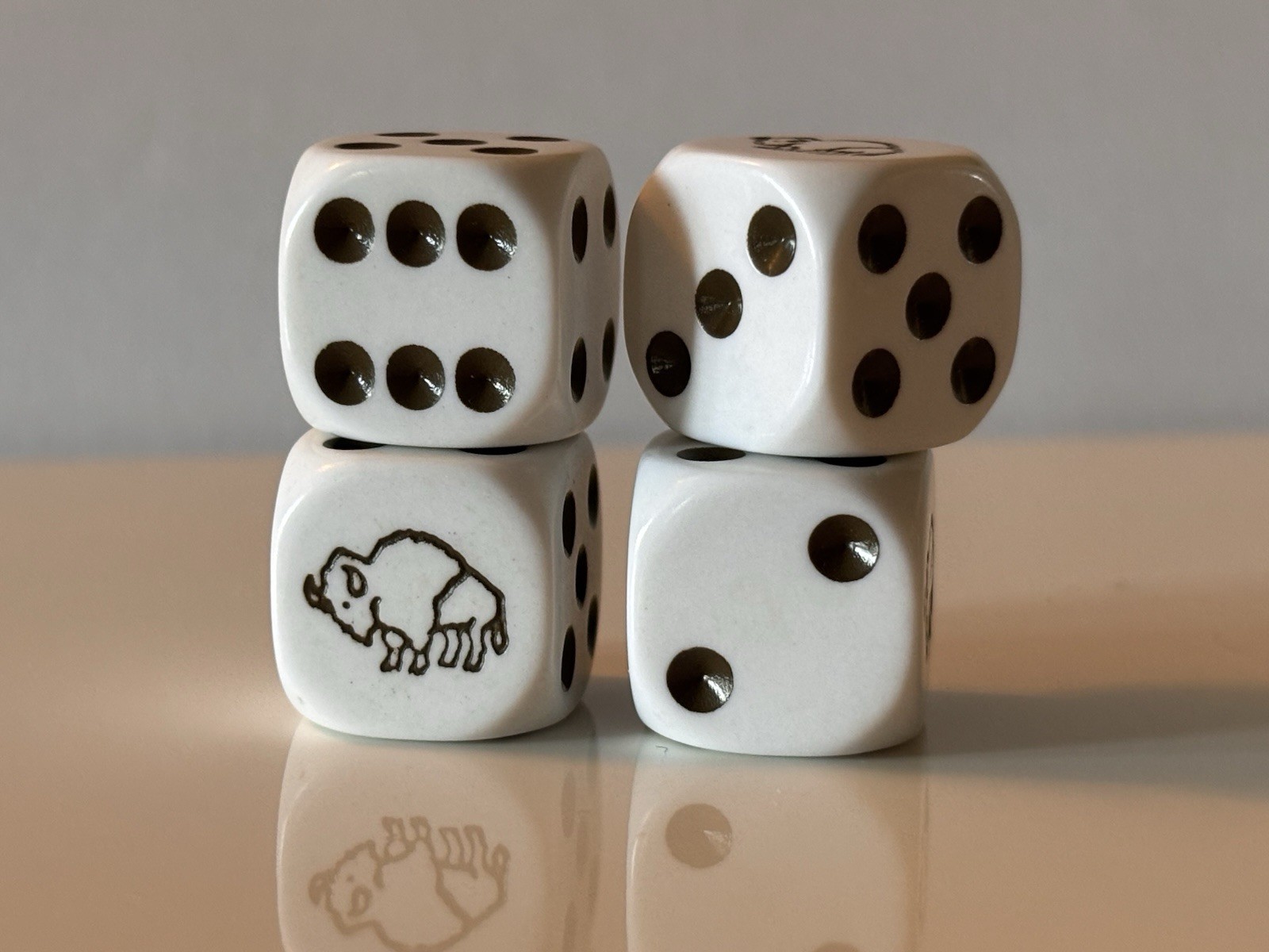 Set of 4 Bison Buffalo 16mm 6 Sided Dice White with Brown Pips