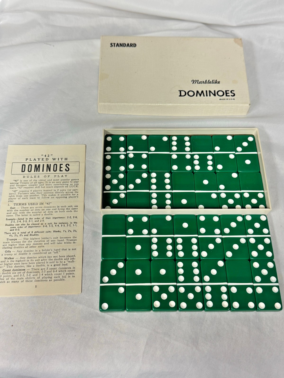 Vintage Marblelike Puremco Green Standard Dominoes Original Box No. 616