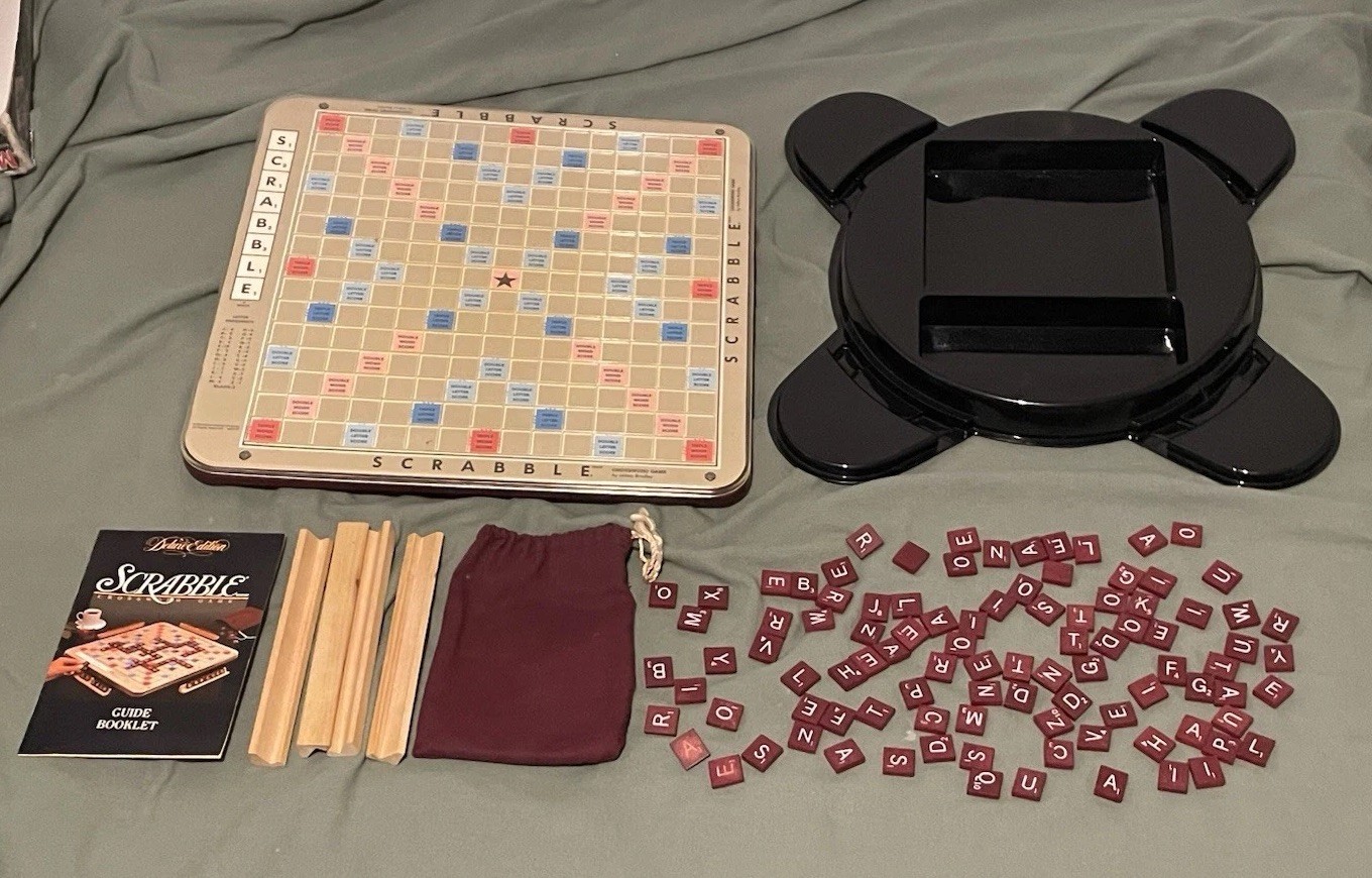 Milton Bradley 4034 Scrabble Deluxe Edition Board Game 1989 Complete Used Clean