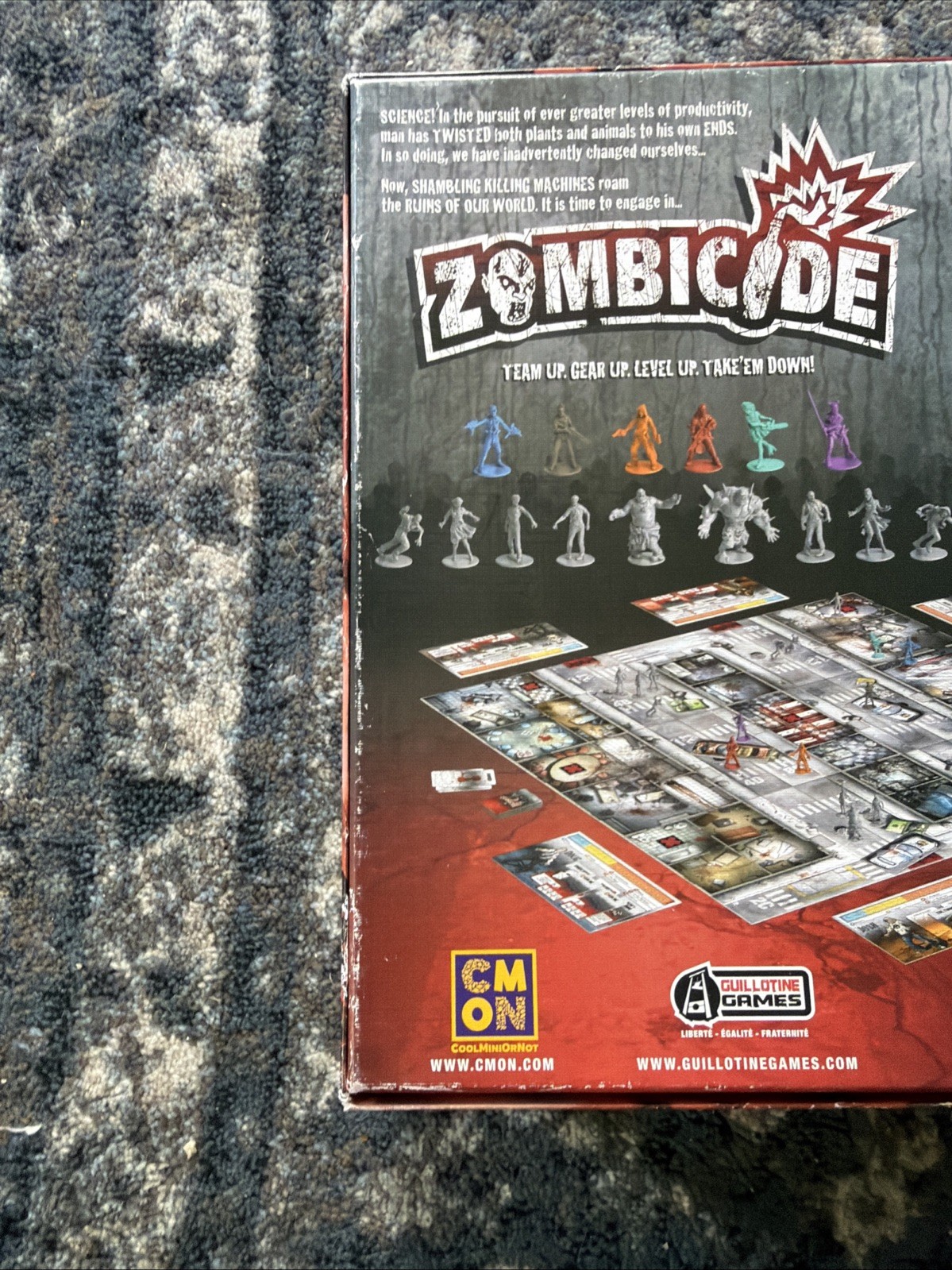 Zombicide 1st Edition Board Game by CMON/Guillotine Games (2014) Complete LN