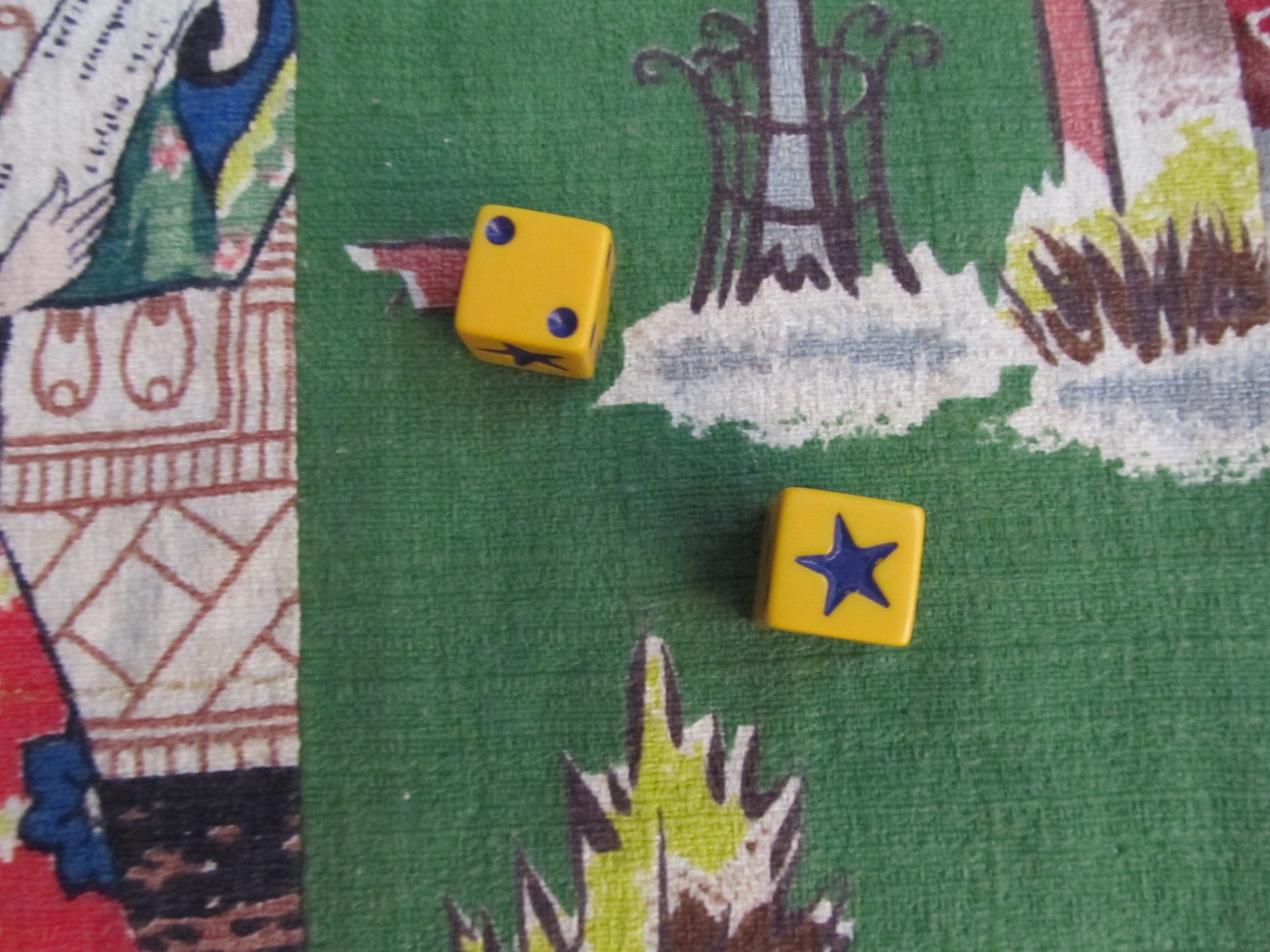 Vintage pair of yellow with purple Liar’s Dice