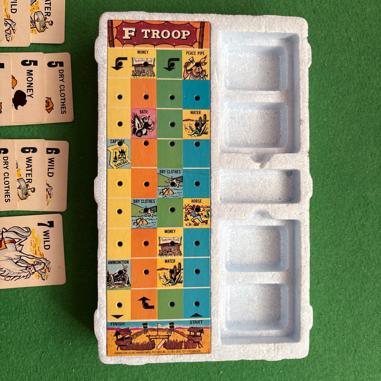 VINTAGE 1965 F TROOP MINI-BOARD CARD GAME, ABC TV Ideal 43 cards nice shape