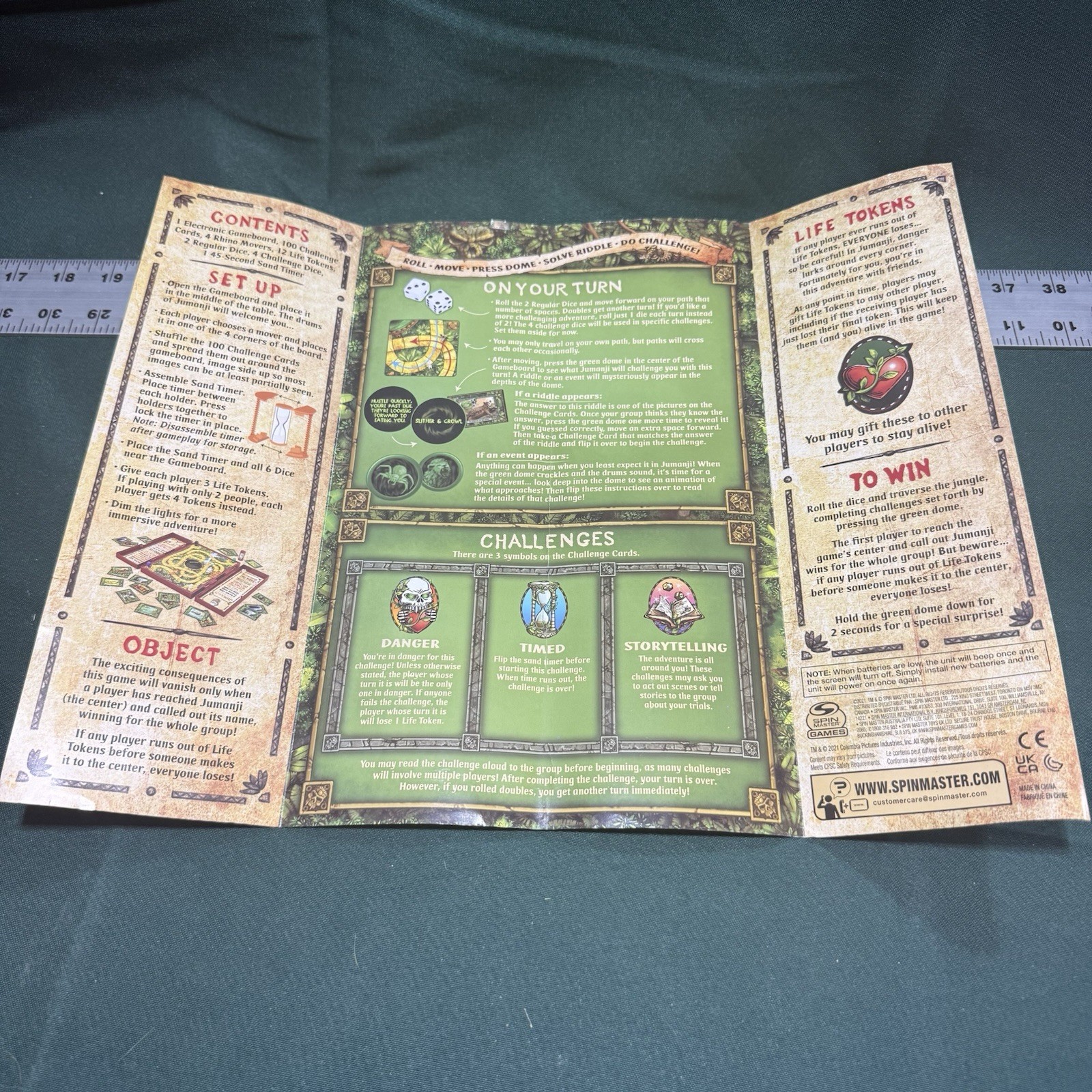 Jumanji Deluxe Electronic Adventure Board Game Lights Sounds Spin Master