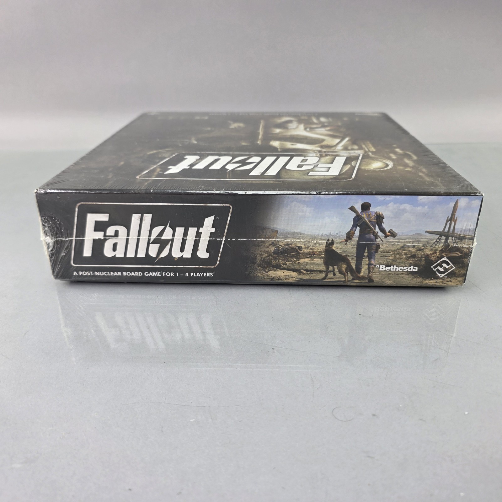 Fallout Board Game Bethesda Fantasy Flight 1 to 4 Players 2017 SEALED