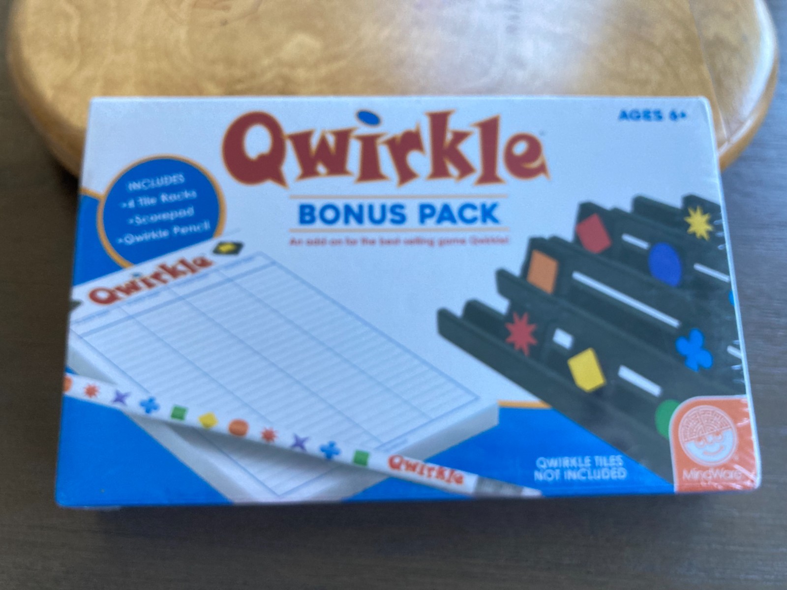 QWIRKLE Bonus Pack Tile Racks Scorepad Pencil New Sealed