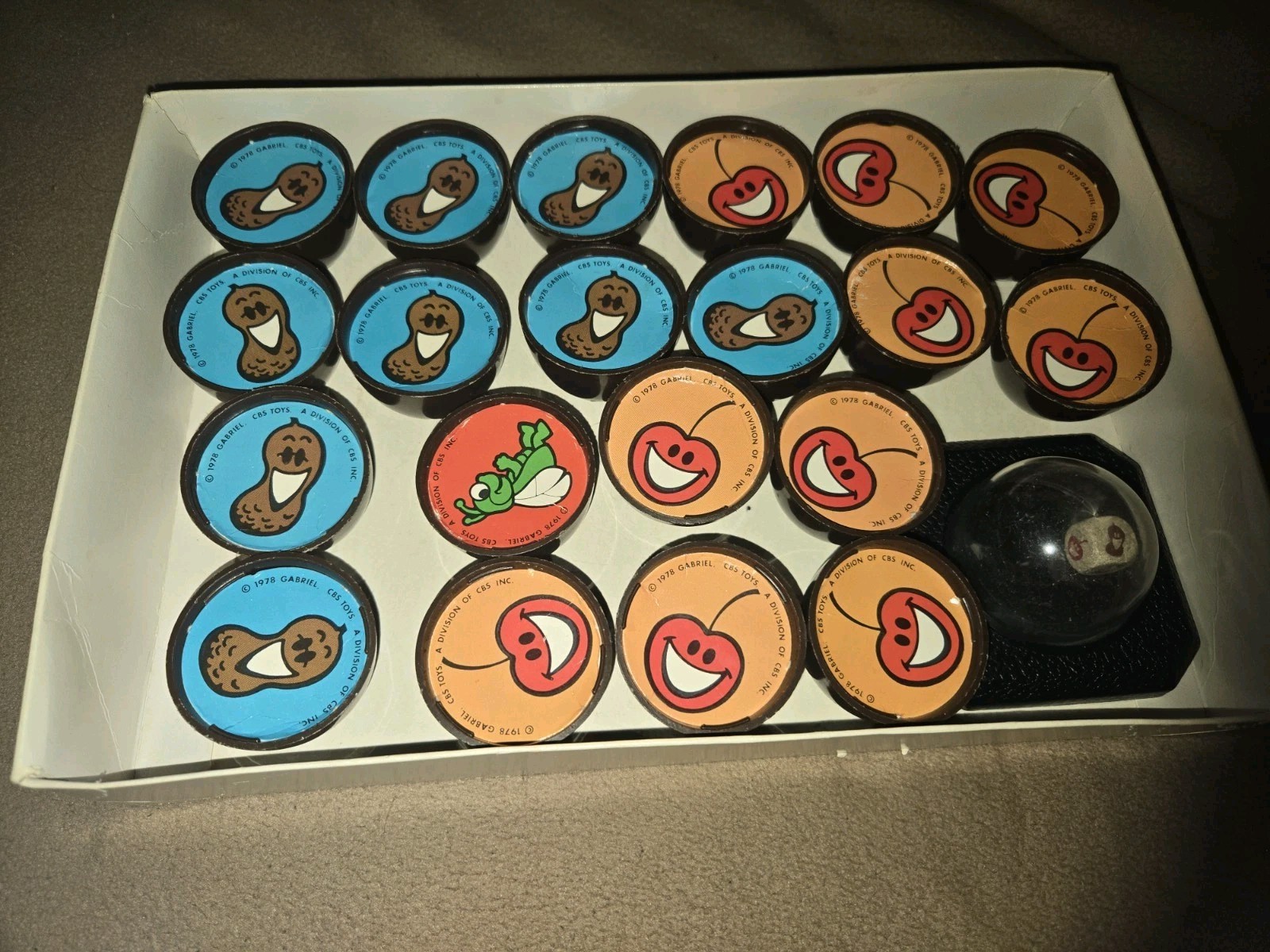 Gabriel Critter in the Candy Pop-O-Matic Memory Game Vintage 1978