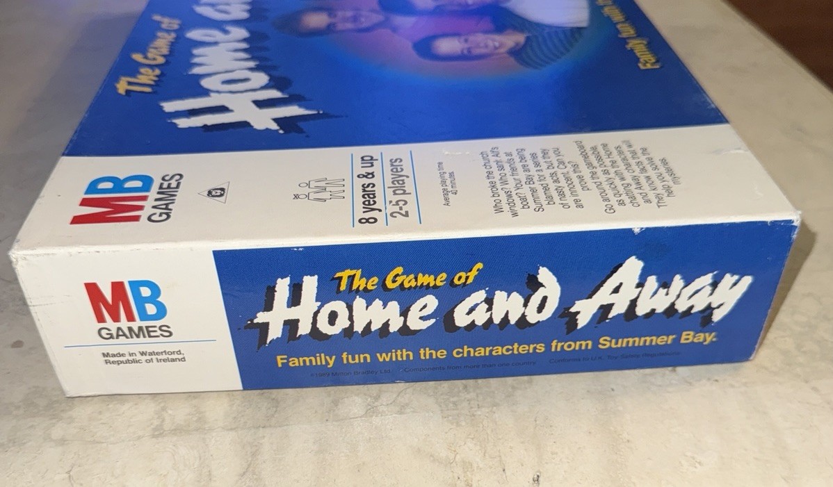Home & Away Australian TV Show Board Game W/Characters From Summer Bay Complete