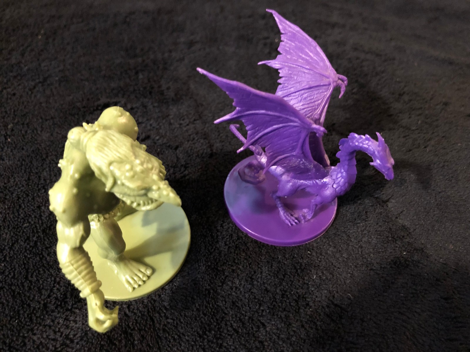 Dungeons & Dragons: The Legend of Drizzt — Excellent Condition (Played Once)