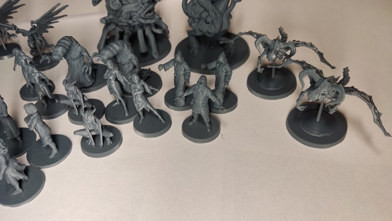Monsters and Investigators for Mansions of madness 2nd edition. Conversion kit.