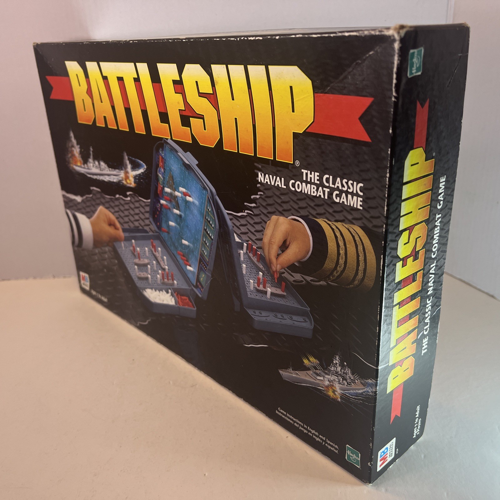 Battleship-The Classic Naval Combat Board Game 1996 Milton Bradley-Complete EUC!