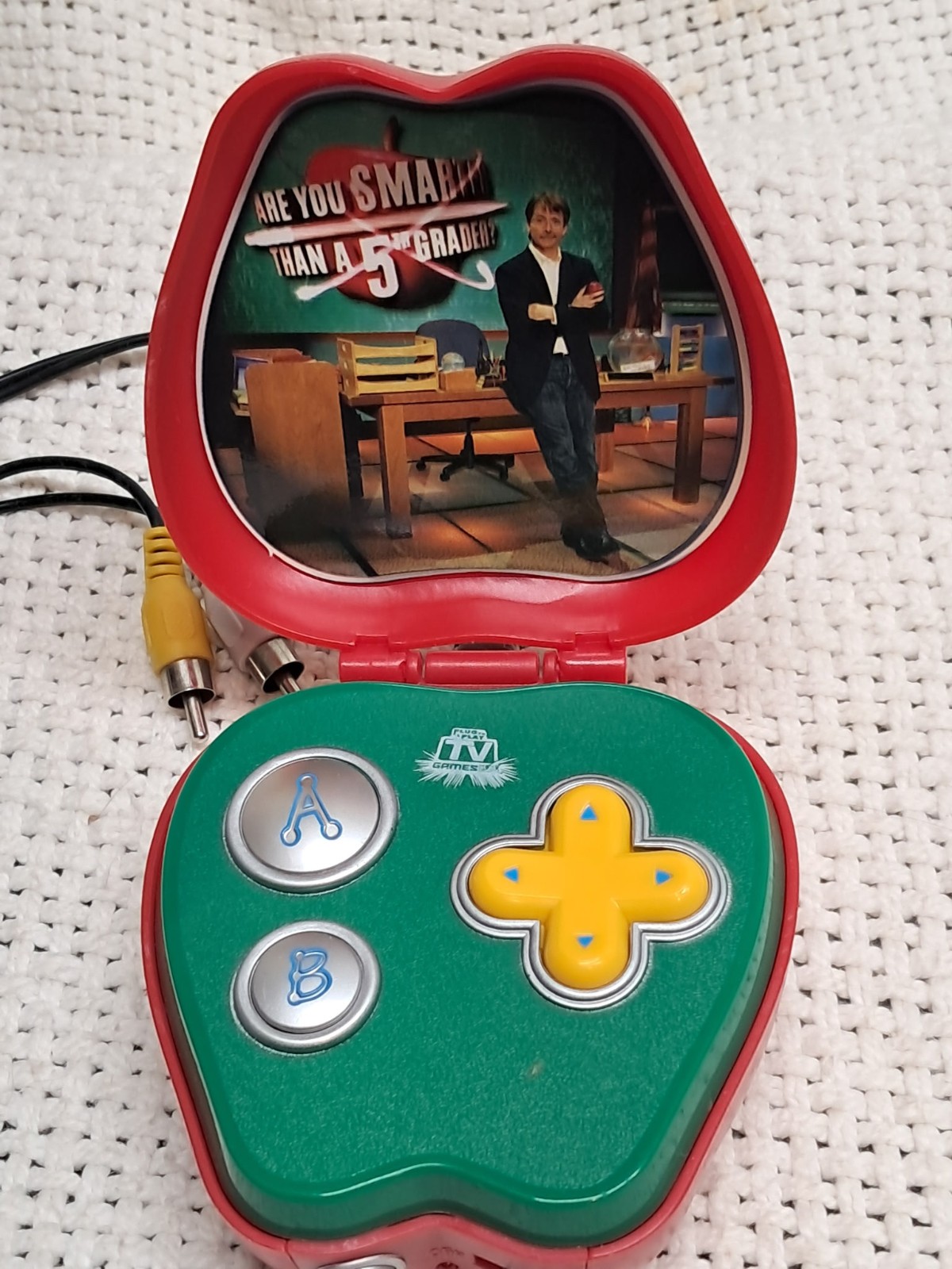 Are You Smarter Than a 5th Grader Plug and Play TV Jakks Pacific New batteries