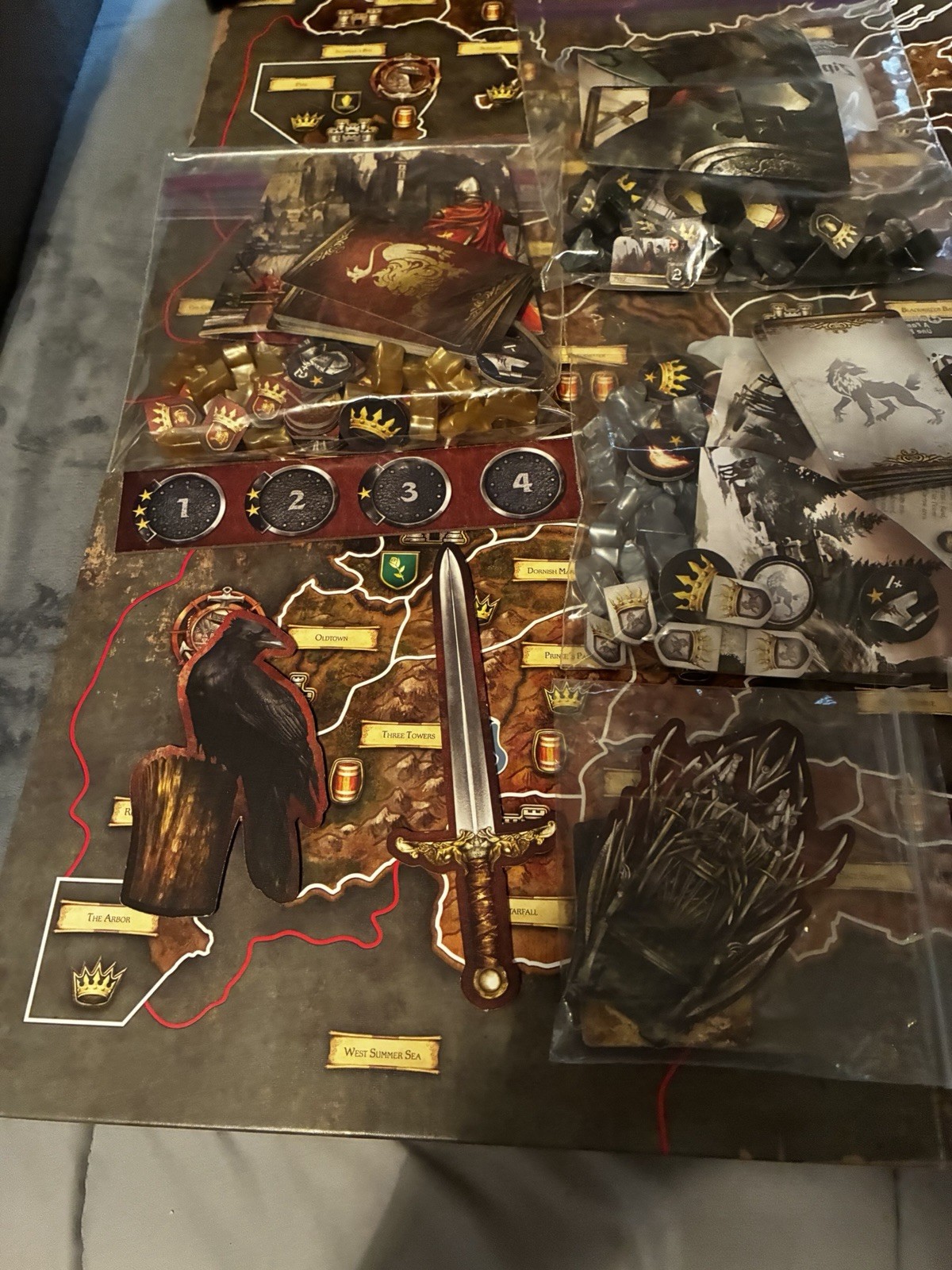 A Game of Thrones: The Board Game Second Edition (Used) CIB