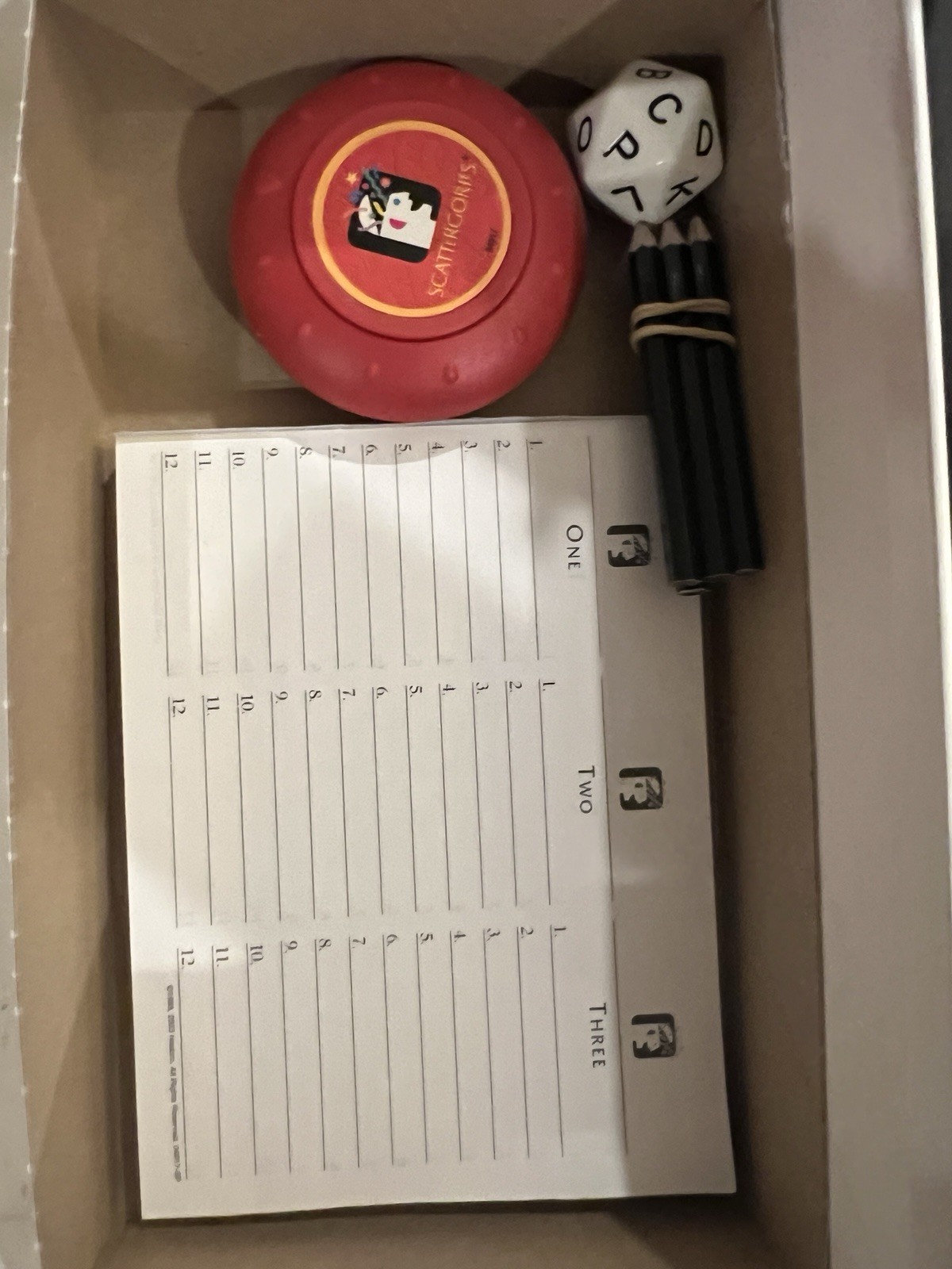 1999 Hasbro Board Game of Scattergories Word Game – Vintage