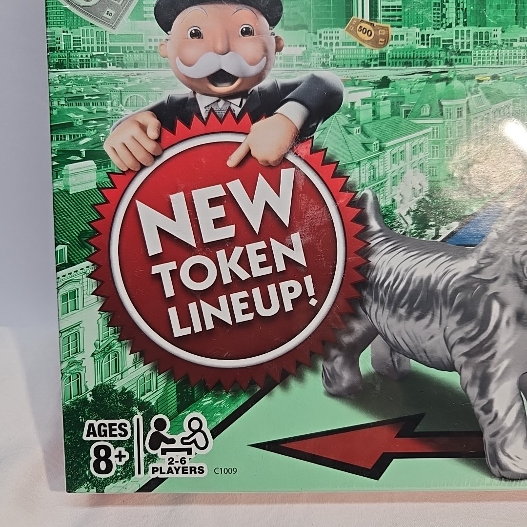MONOPOLY CLASSIC Hasbro Family Board Game NEW Sealed 2016 New Token Lineup